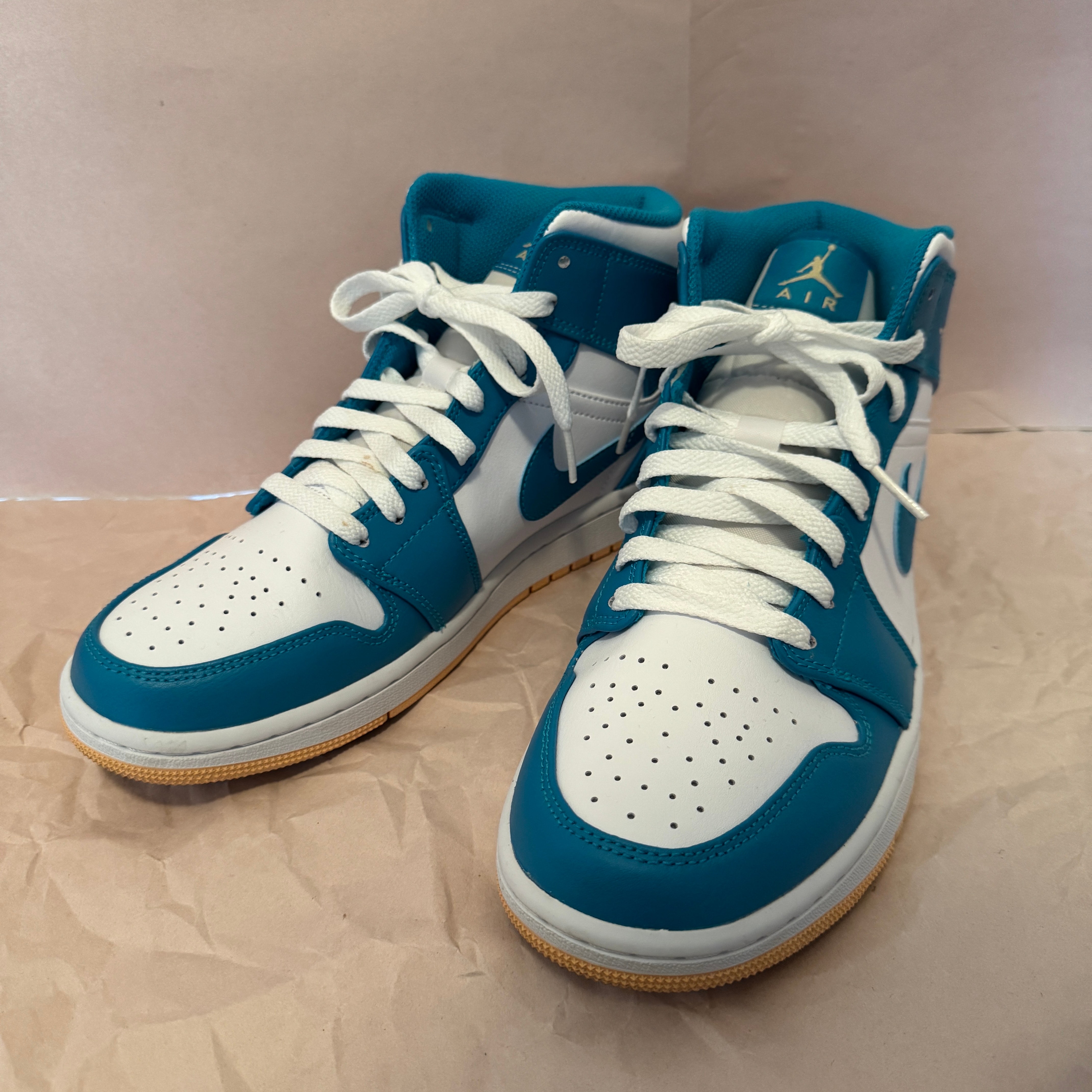 Nike Air Jordan 1 Mid "Aquatone"