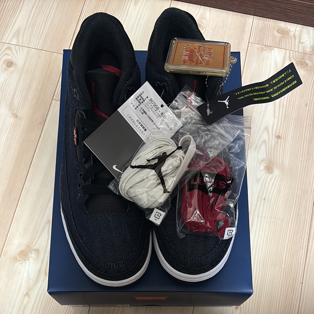 Levi’s × Nike Air Jordan 3 Retro SP "Indigo and Gym Red" (LEVI'S Tab)