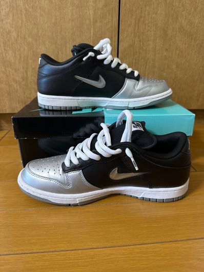 Supreme × Nike Dunk Low "Metallic Silver/Black"