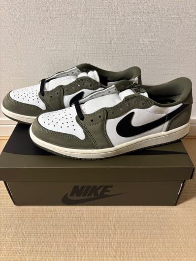 Nike Air Jordan 1 Low OG "Medium Olive and Summit White"