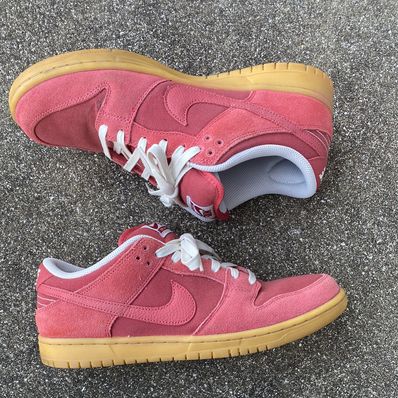 Nike SB Dunk Low "Adobe"