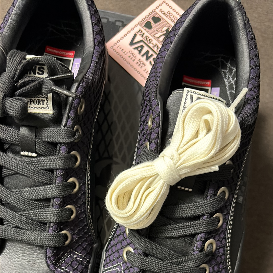 パスポートスケート × バンズ ランピン "ブラック/ナイトシェード"