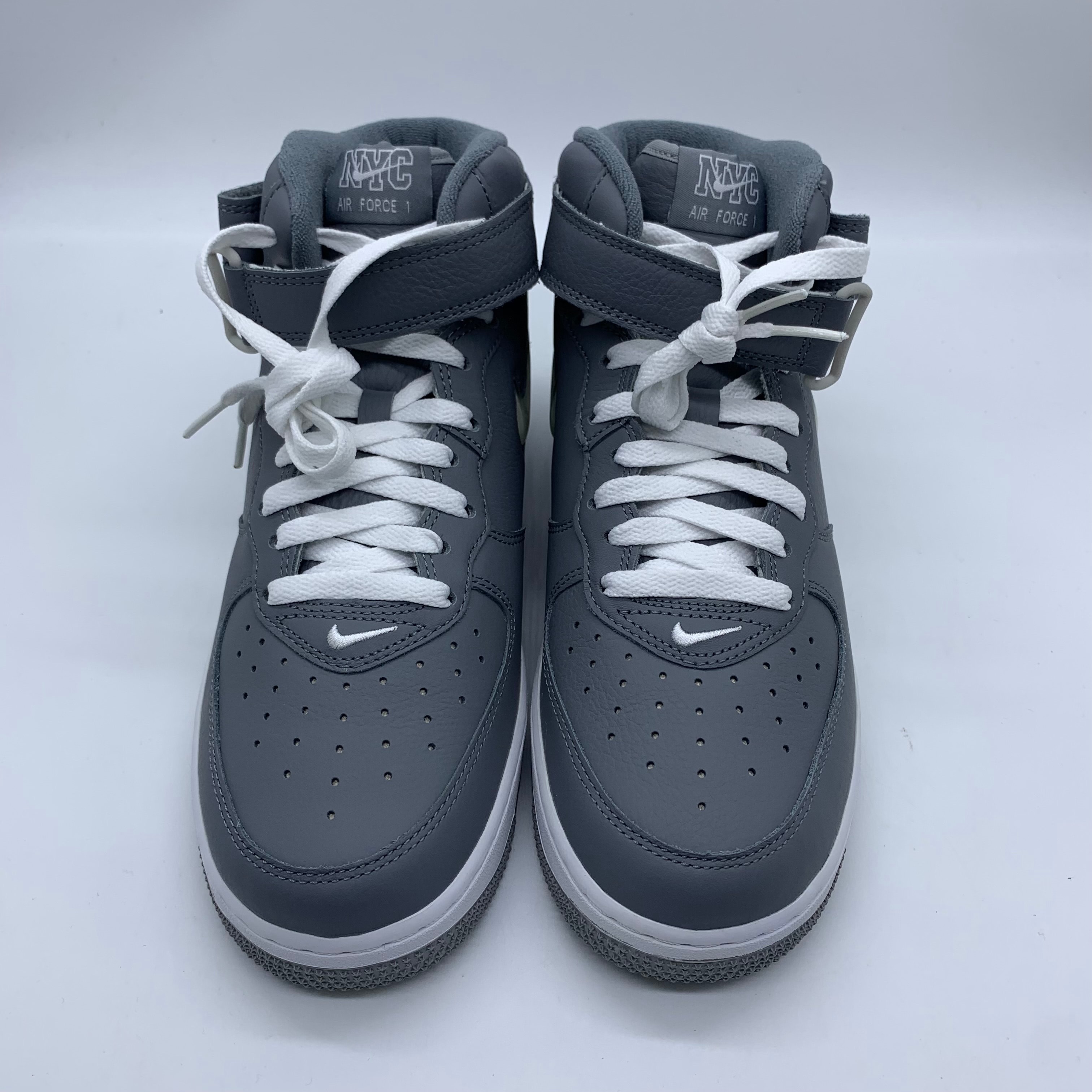 ナイキ エアフォース1 ミッド NYC "クールグレー"