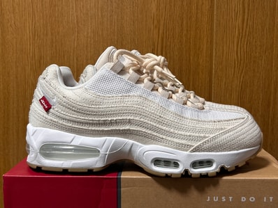 Levi's × Nike Air Max 95 OG "Denim White"