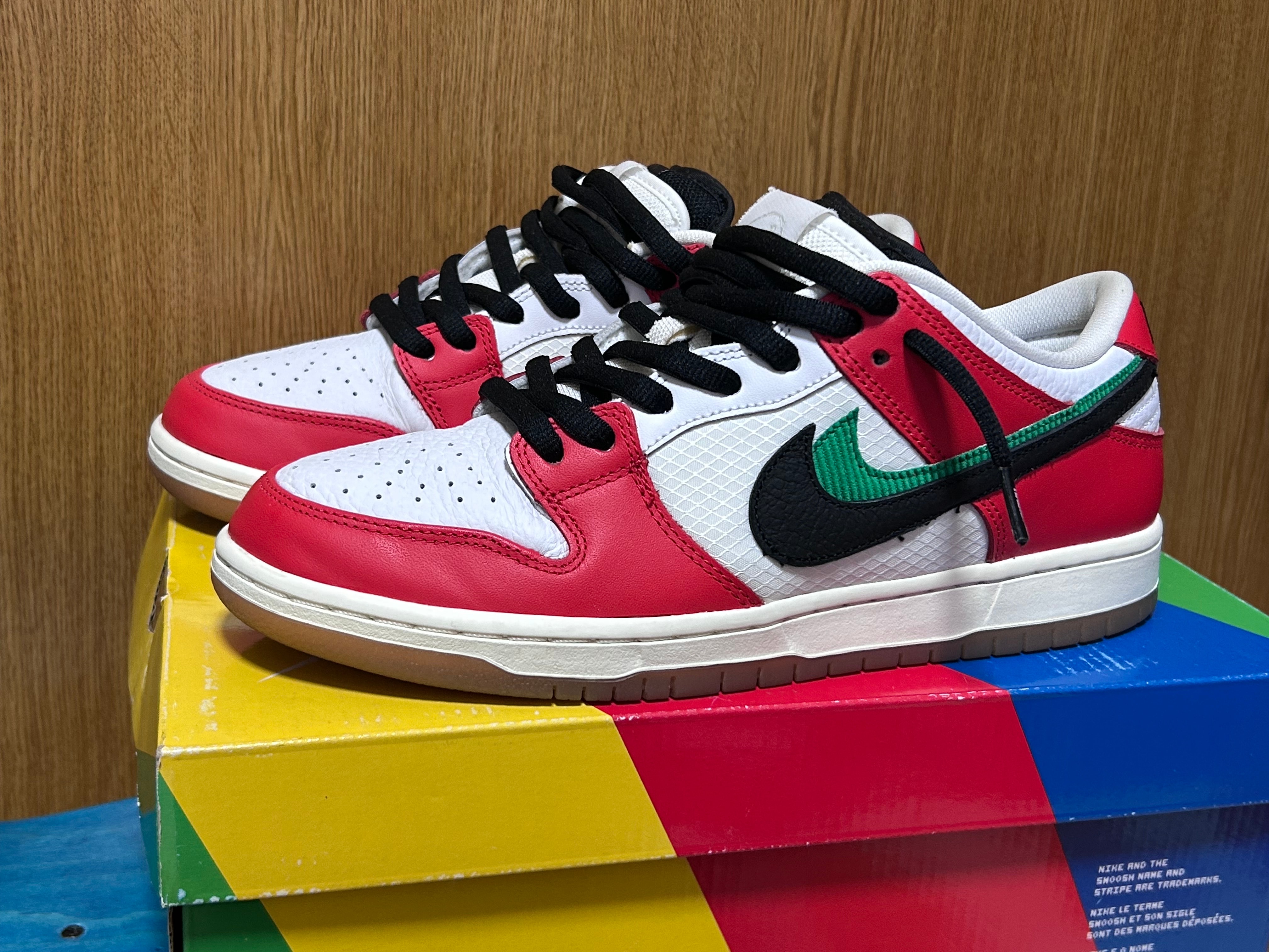 Frame Skate x Nike SB Dunk Low "Habibi"