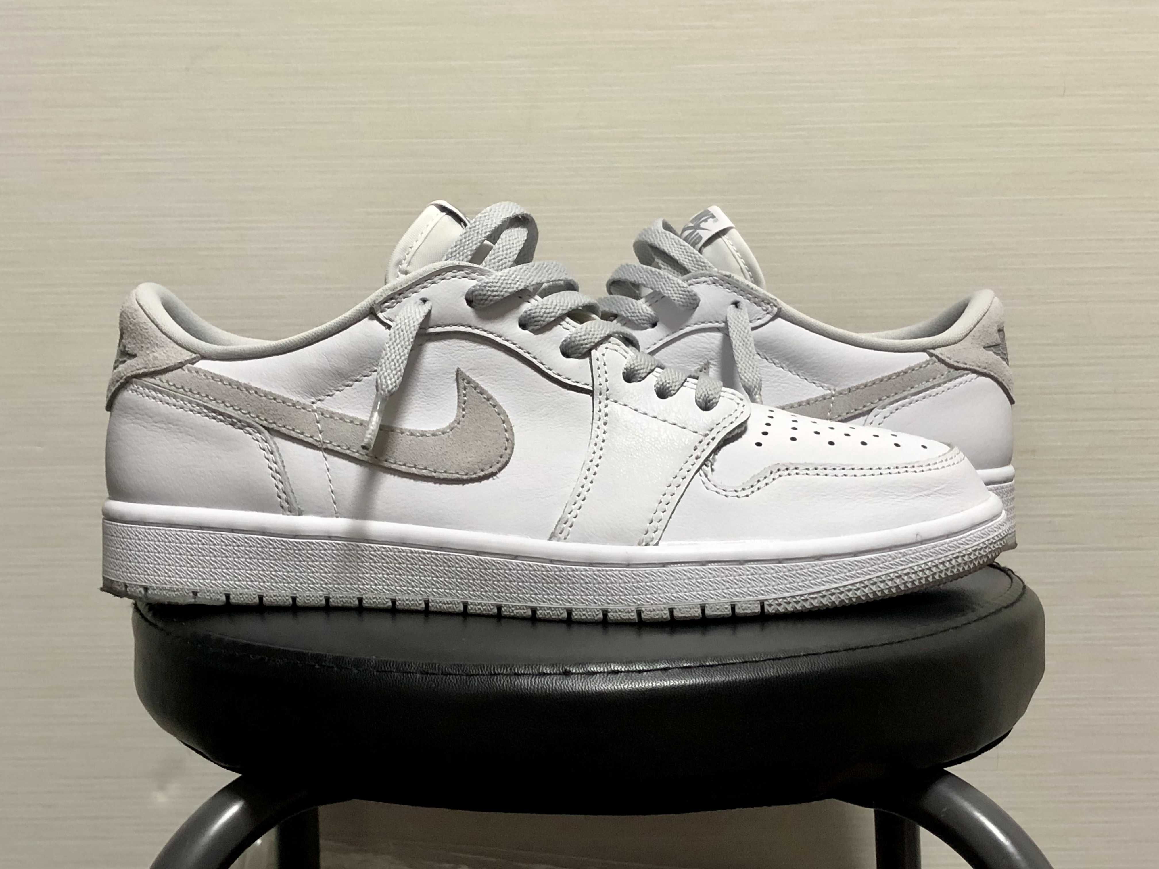 Nike Air Jordan 1 Low OG "Neutral Grey"