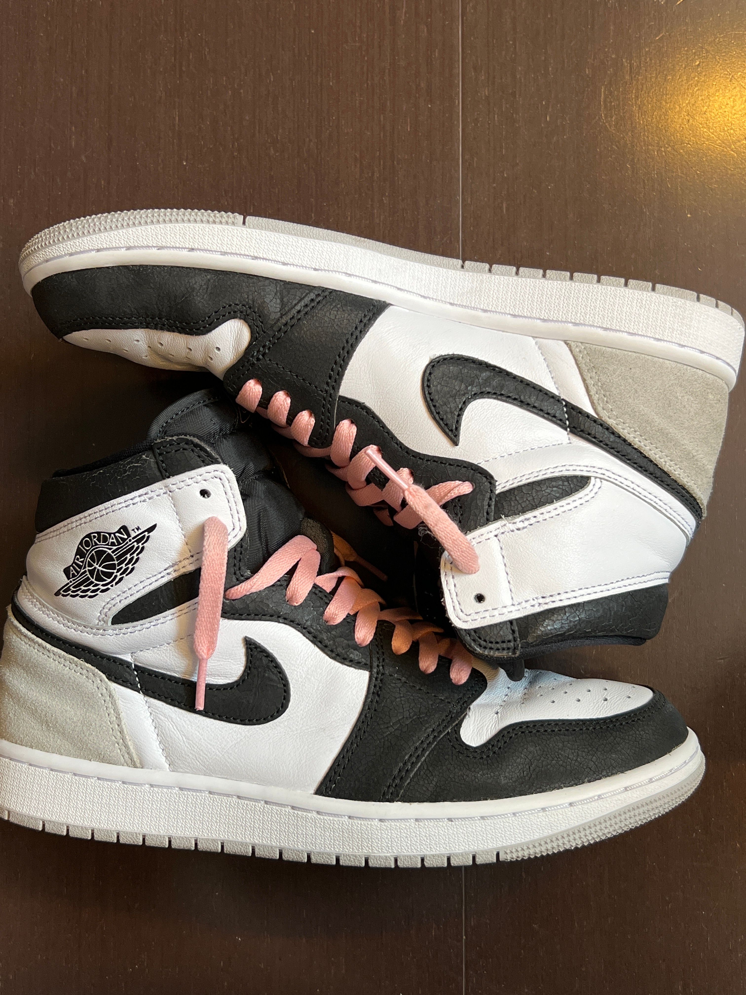 Nike Air Jordan 1 High OG "Bleached Coral"