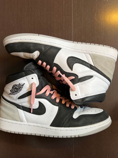 Nike Air Jordan 1 High OG "Bleached Coral"