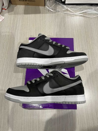 Nike SB Dunk Low "Shadow"