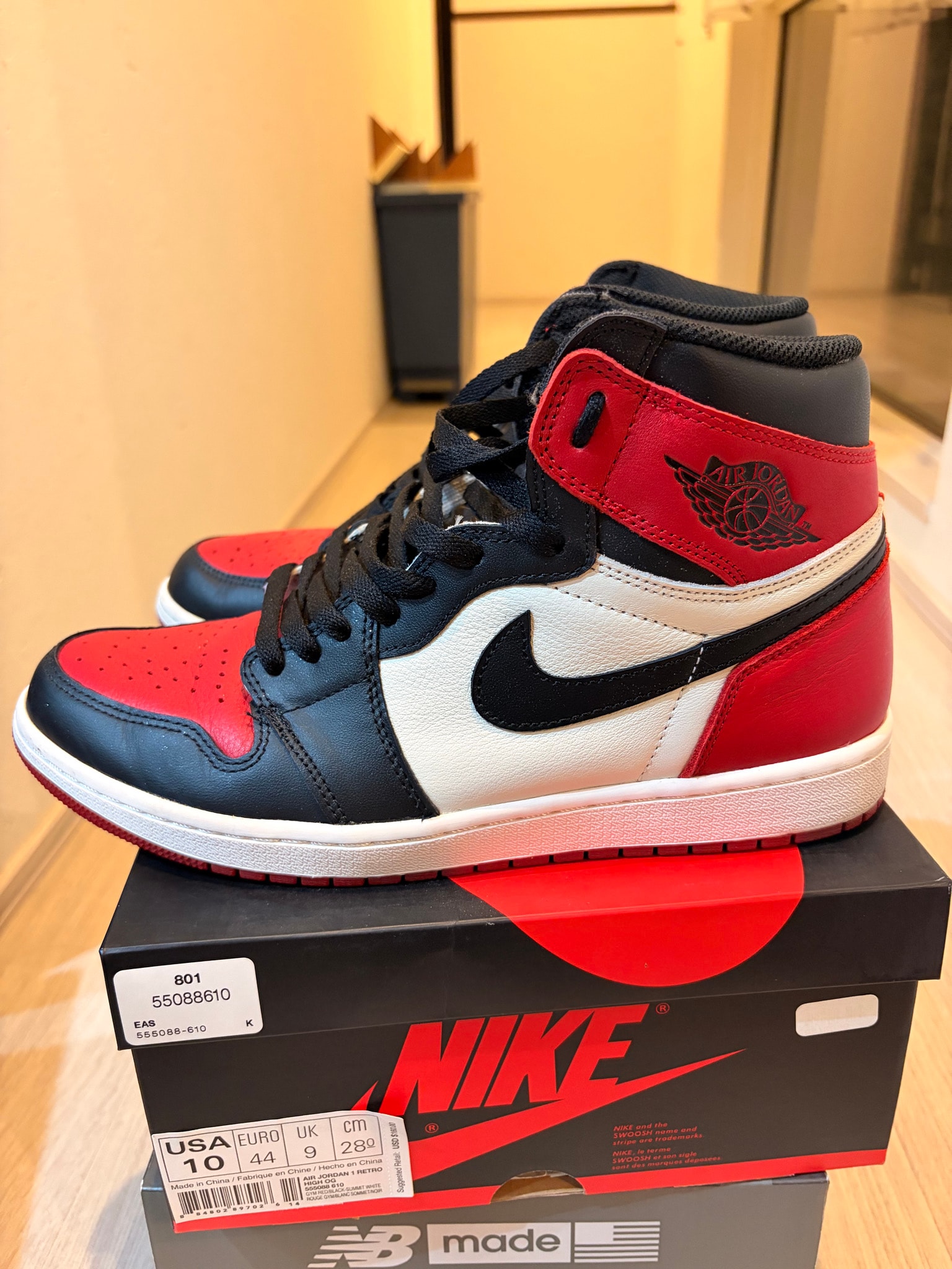 Nike Air Jordan 1 Retro High OG "Bred Toe"