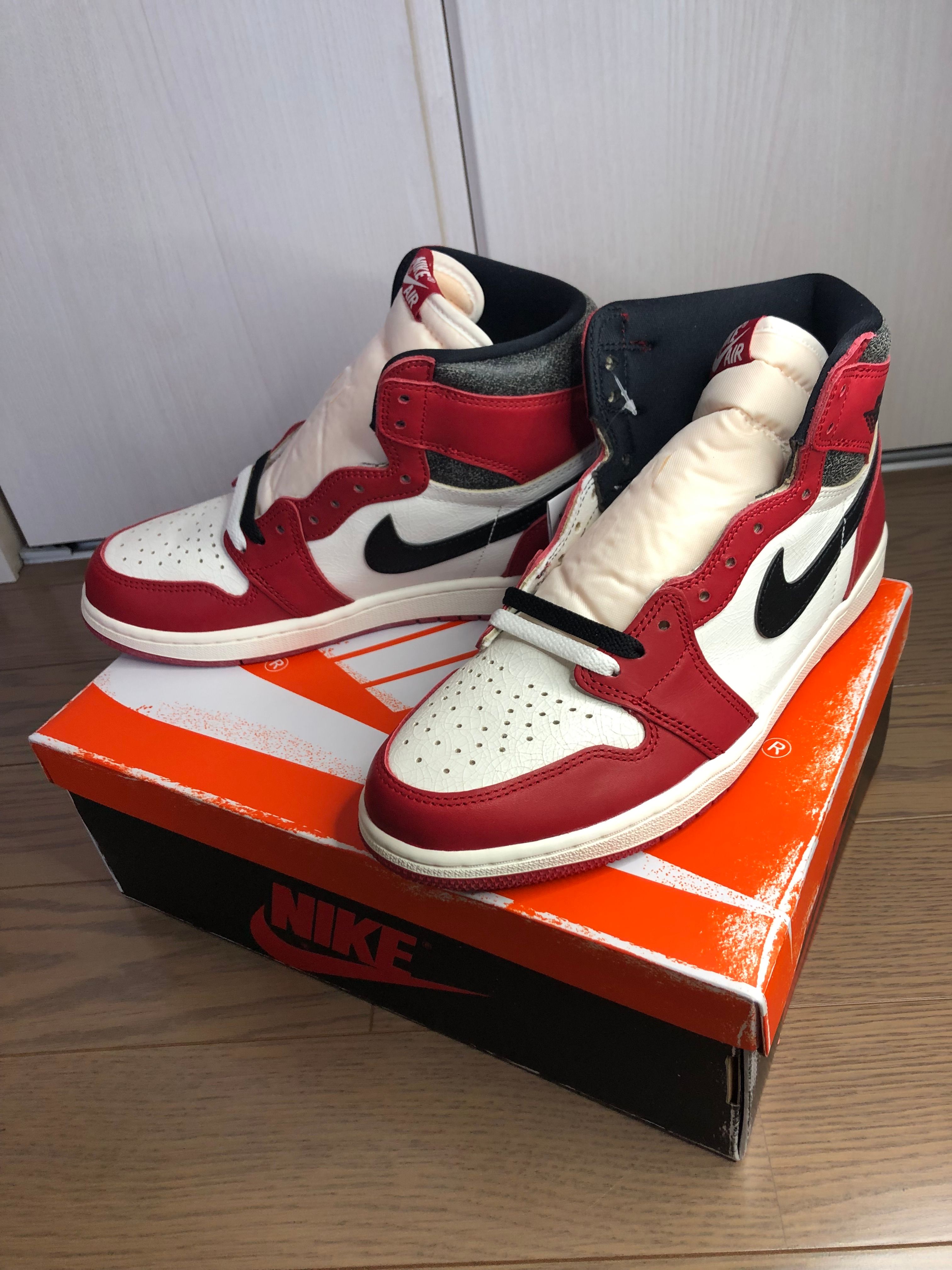 Nike Air Jordan 1 High OG "Lost & Found/Chicago"