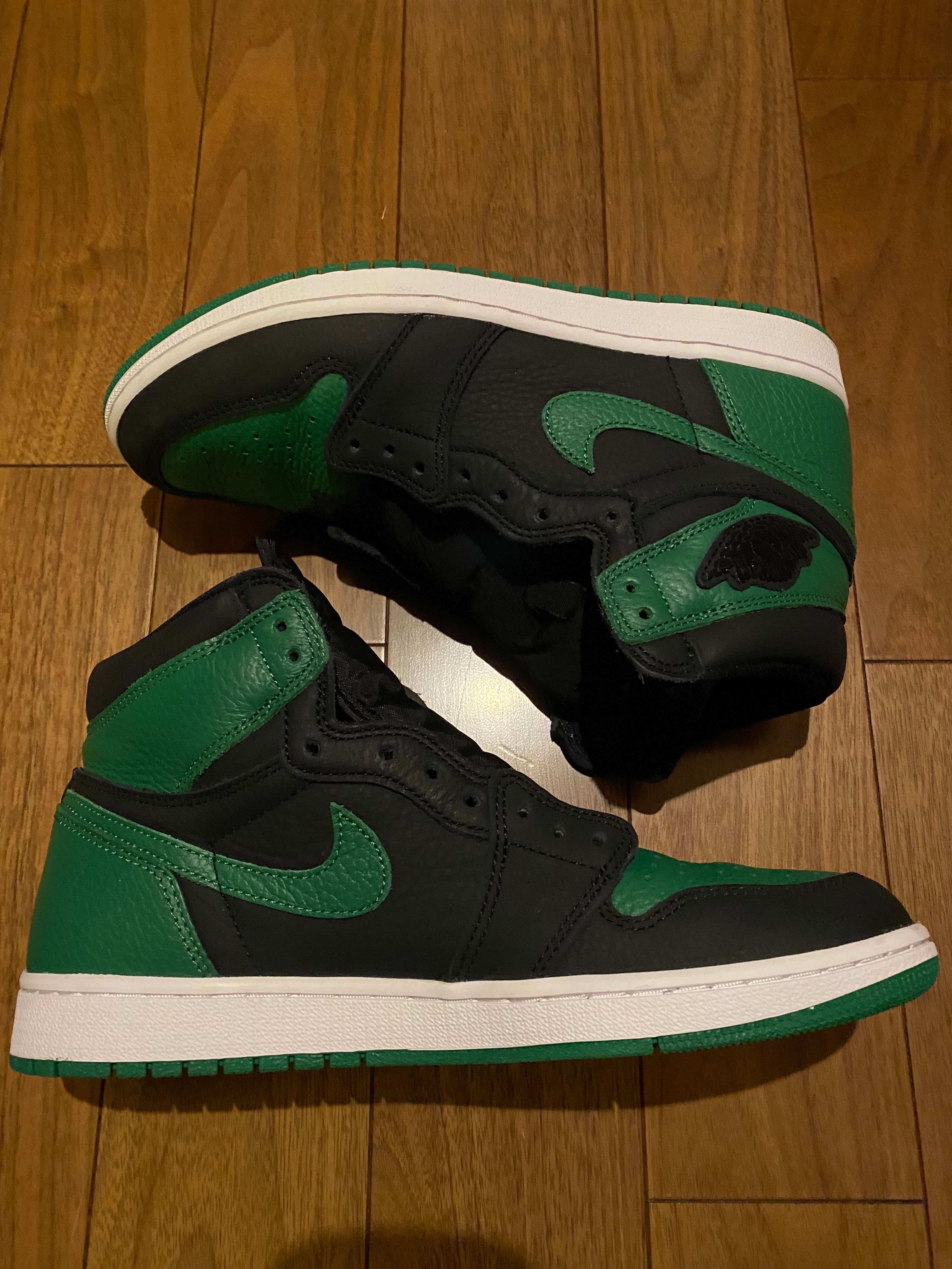 Nike Air Jordan 1 Retro High OG "Black/Pine Green" (2020)