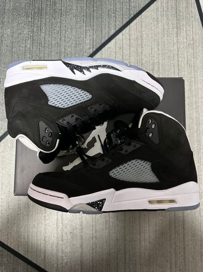 Nike Air Jordan 5 "Moonlight" (2021)