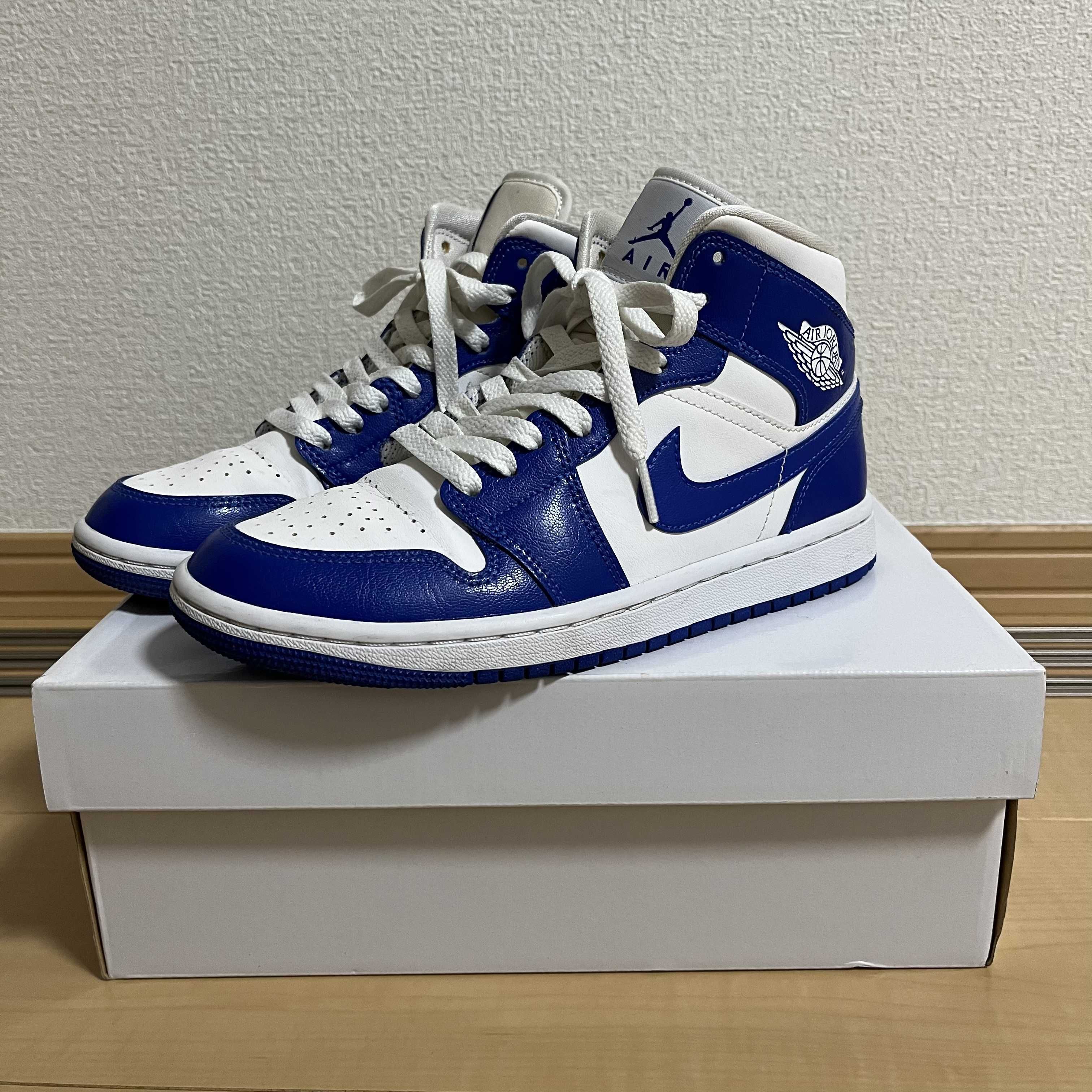 Nike Women's Air Jordan 1 Mid "Kentucky Blue"