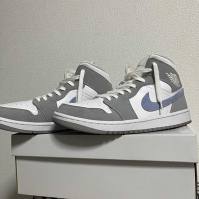 Nike Women's Air Jordan 1 Mid "Wolf Grey"