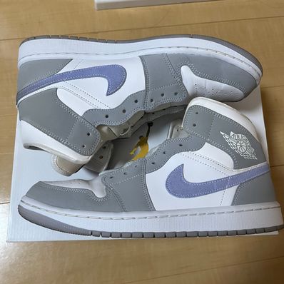 Nike Women's Air Jordan 1 Mid "Wolf Grey"