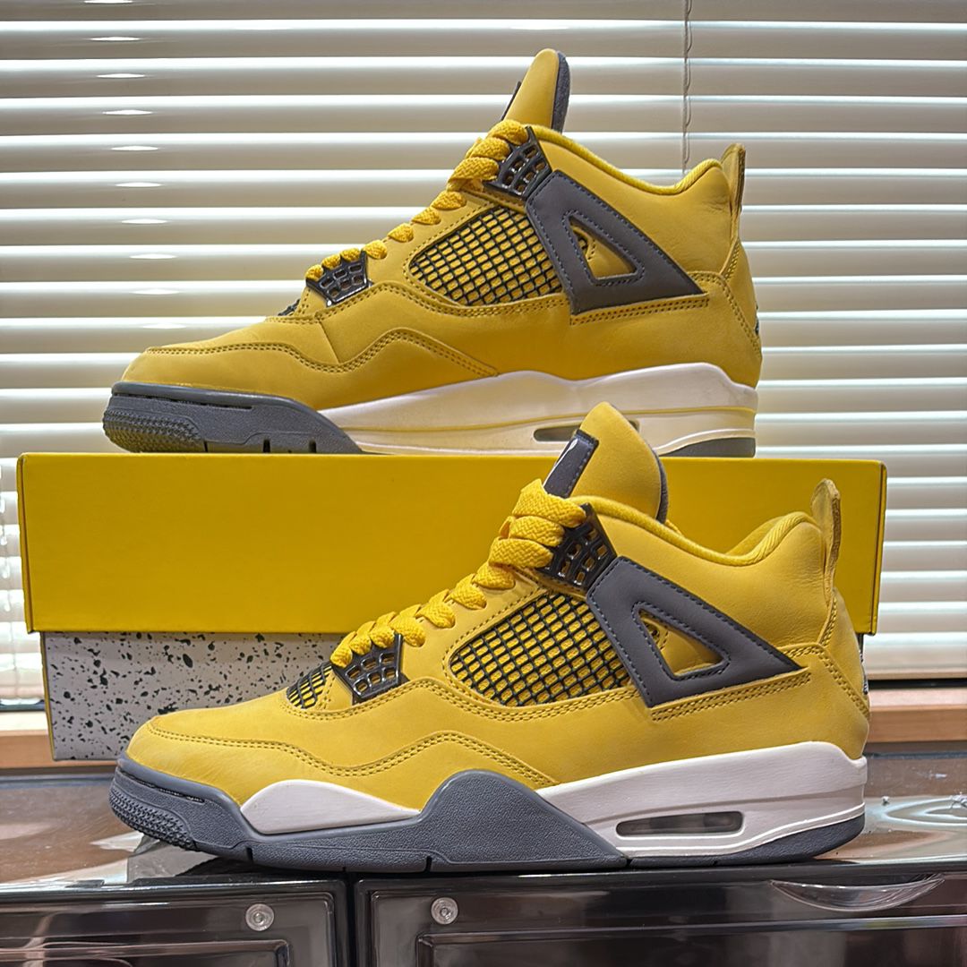 Nike Air Jordan 4 "Tour Yellow"