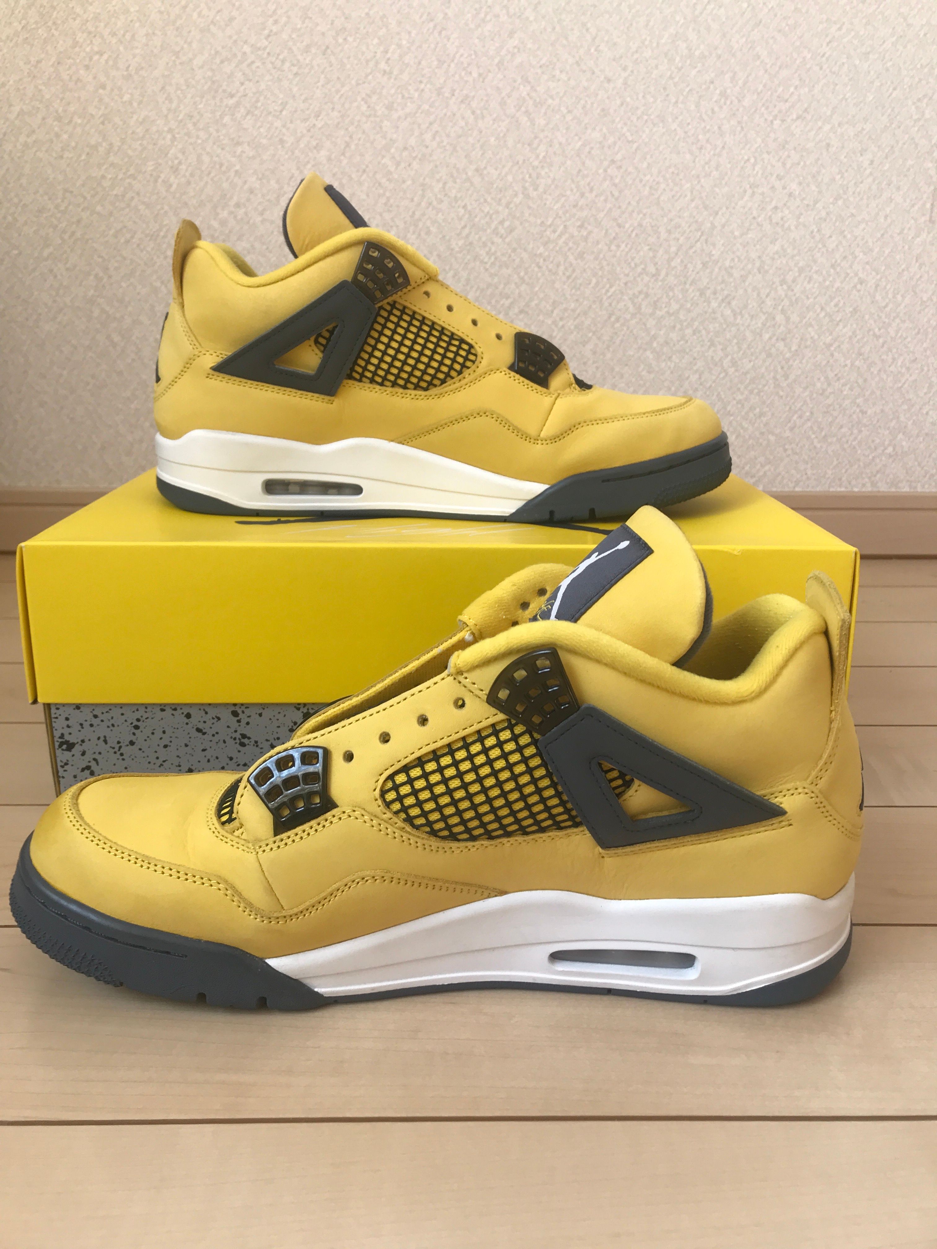 Nike Air Jordan 4 "Tour Yellow"