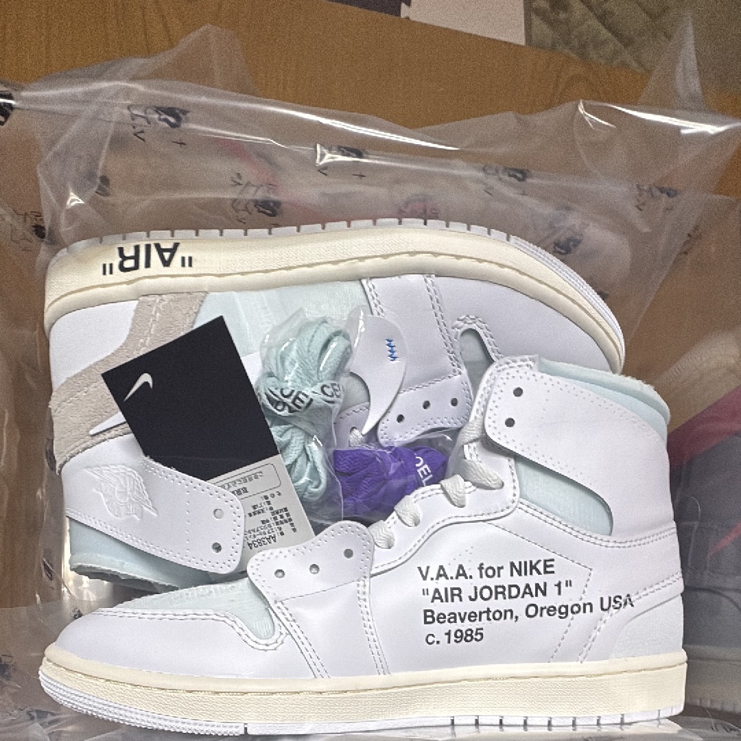 Virgil Abloh Archive (V.A.A.) × Nike Air Jordan 1 Retro High OG "Alaska"