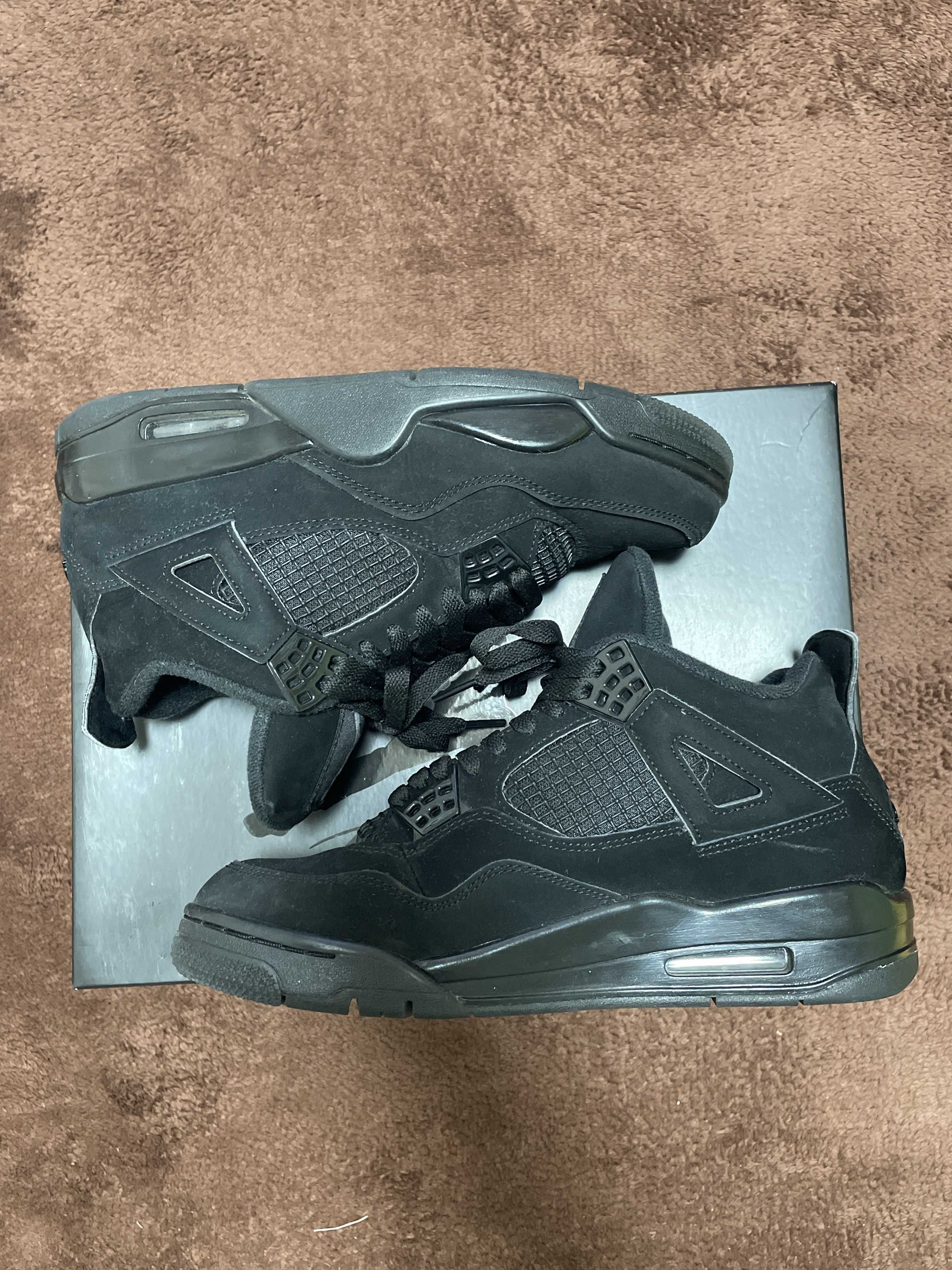 Nike Air Jordan 4 "Black Cat"