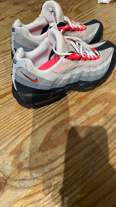 Nike Air Max 95 "White/Solar Red"