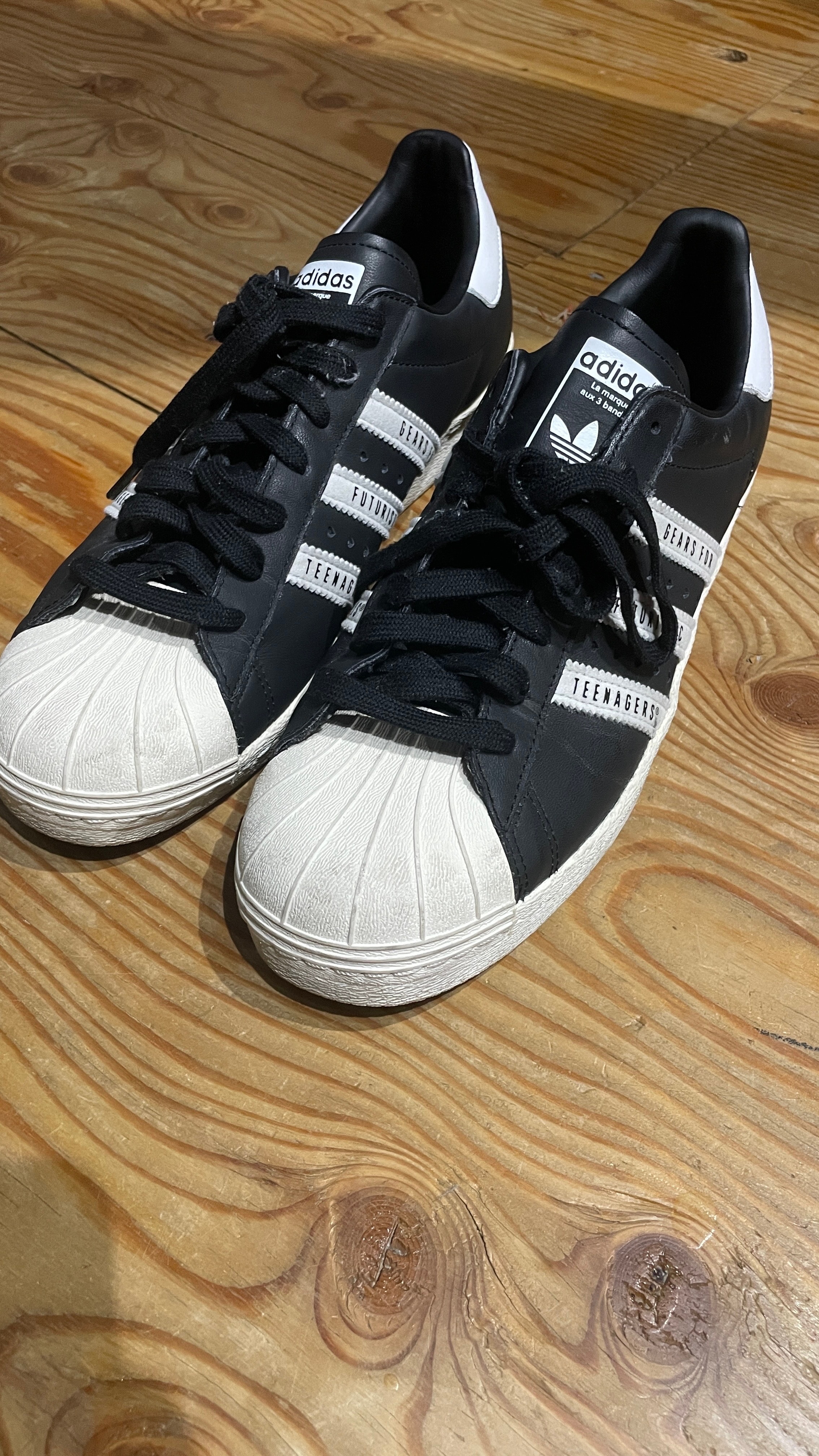 HUMAN MADE × adidas SUPERSTAR 80s "BLACK/WHITE"