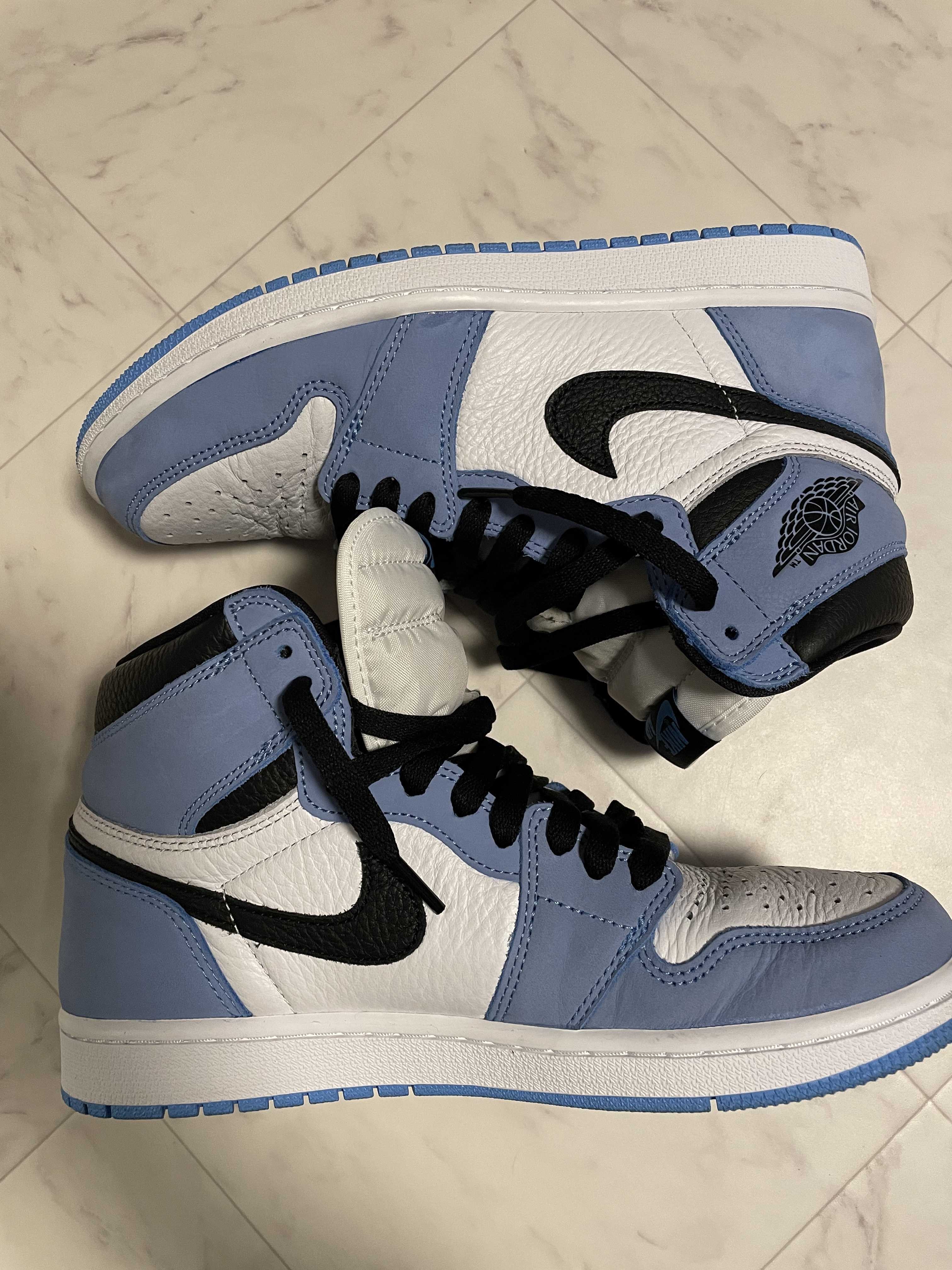 Nike Air Jordan 1 High OG "University Blue"