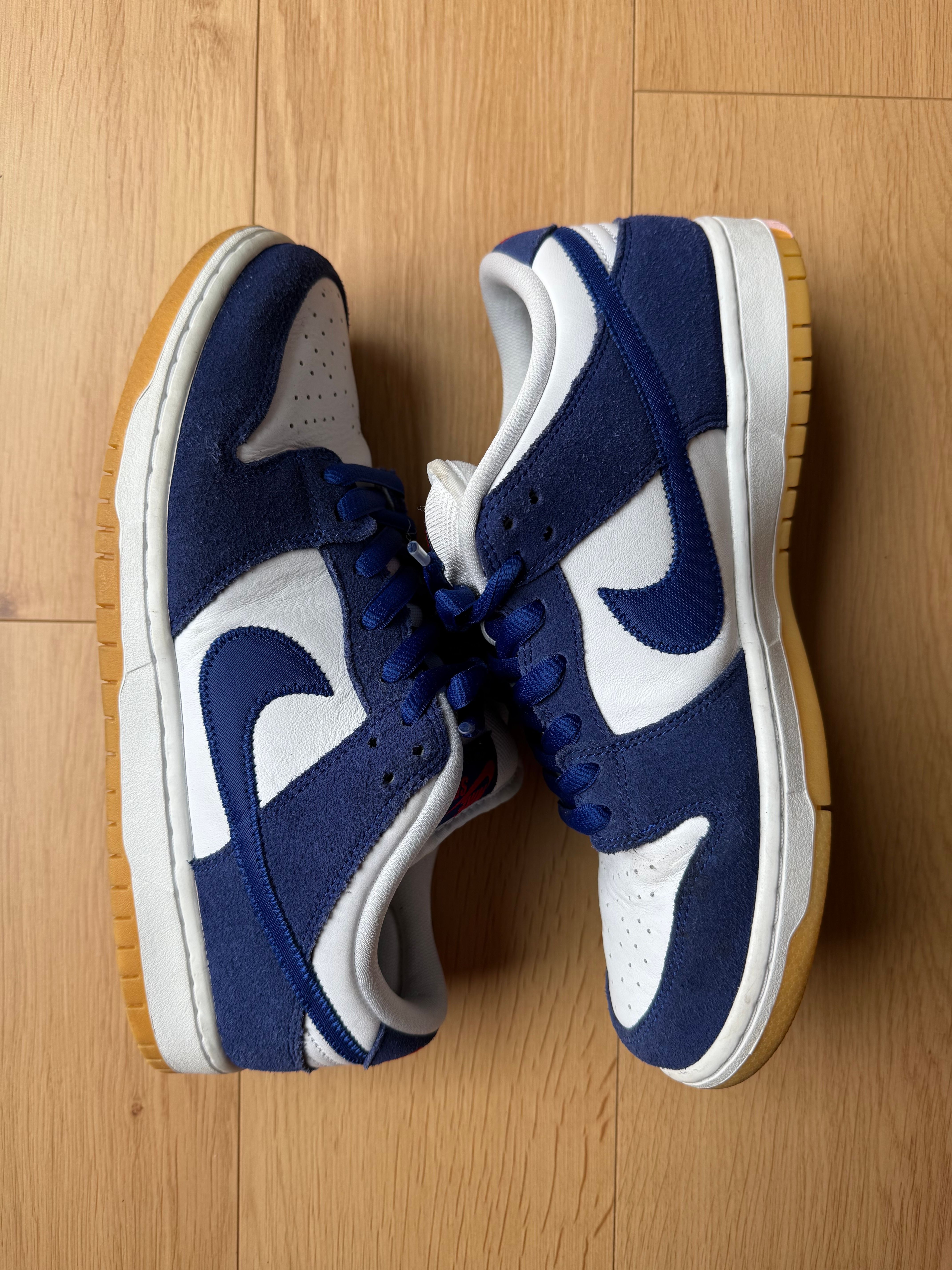 Nike SB Dunk Low "Los Angeles Dodgers/Deep Royal Blue"