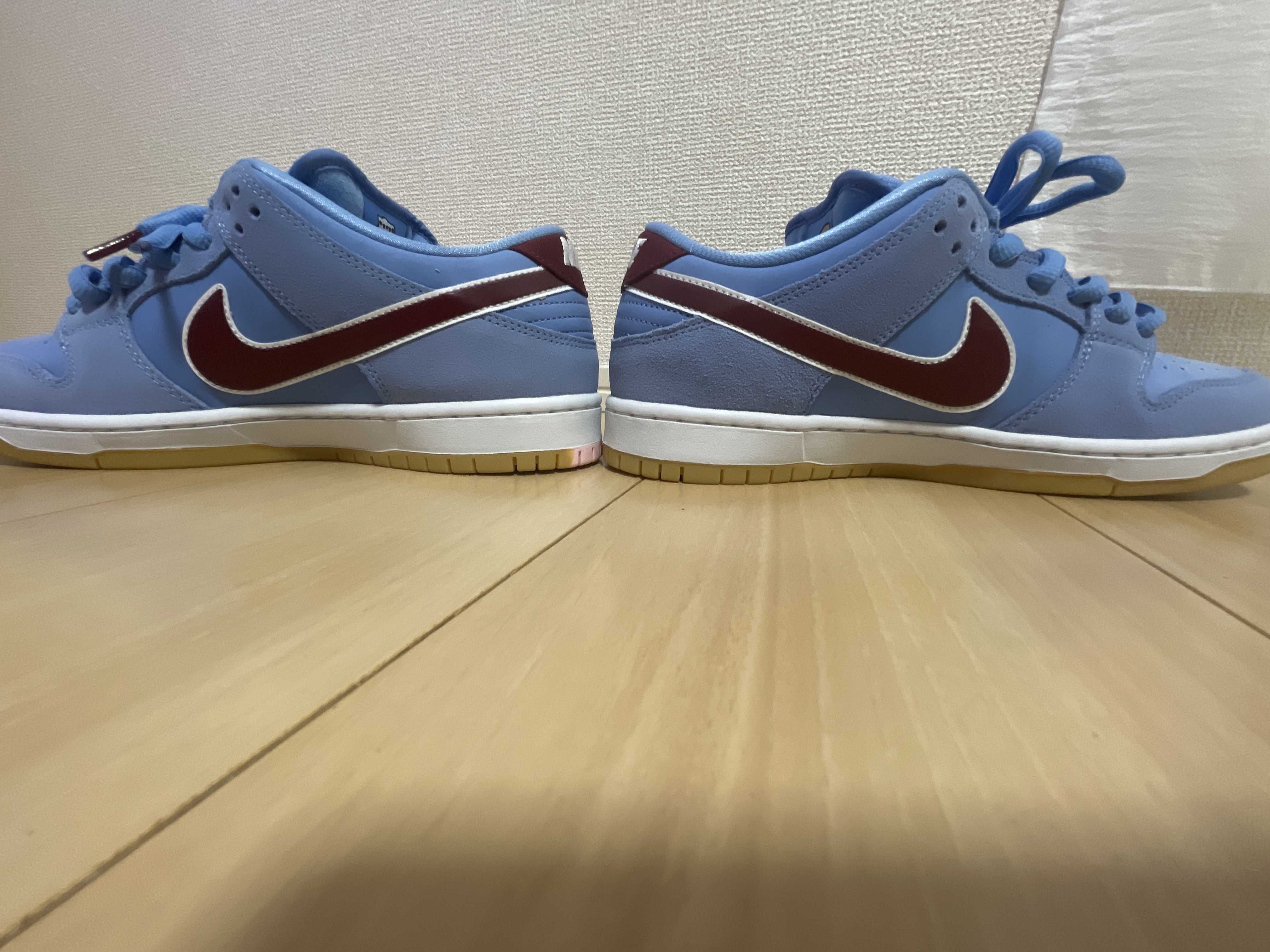 Nike SB Dunk Low Pro "Philadelphia Phillies/Valor Blue and Team Maroon"