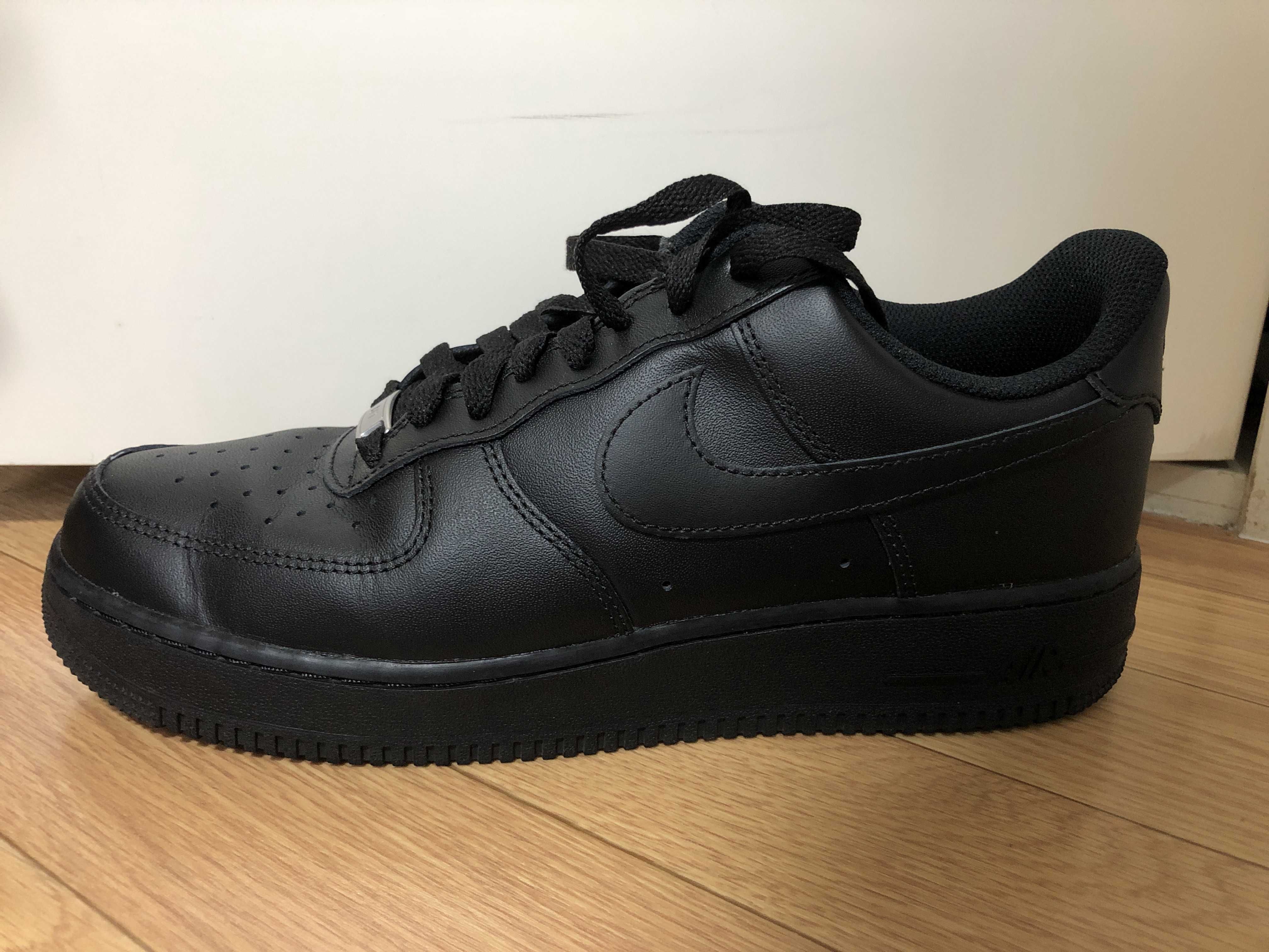 Nike Air Force 1 Low '07 "Black/Black"