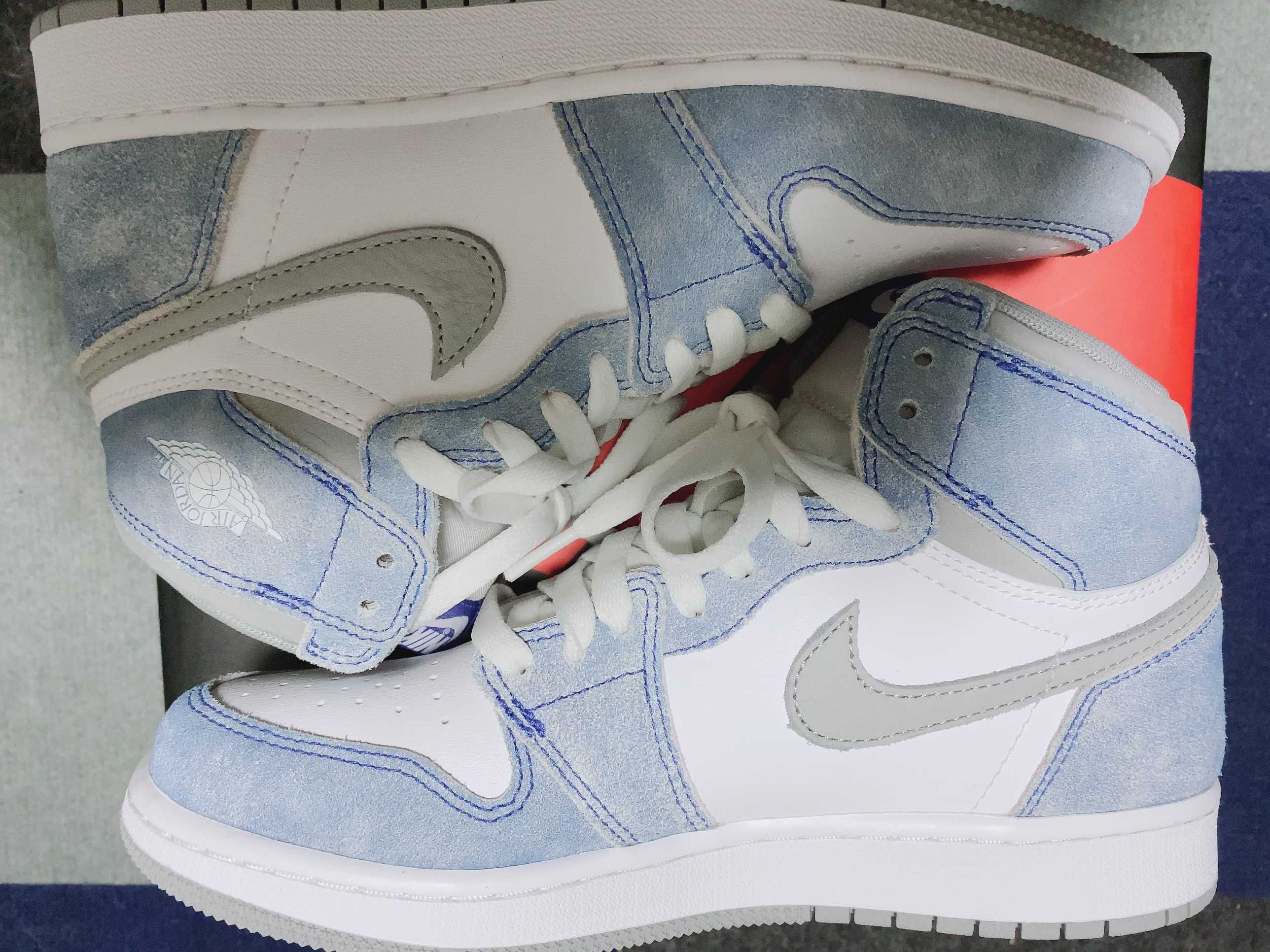 Nike GS Air Jordan 1 High OG "Hyper Royal"