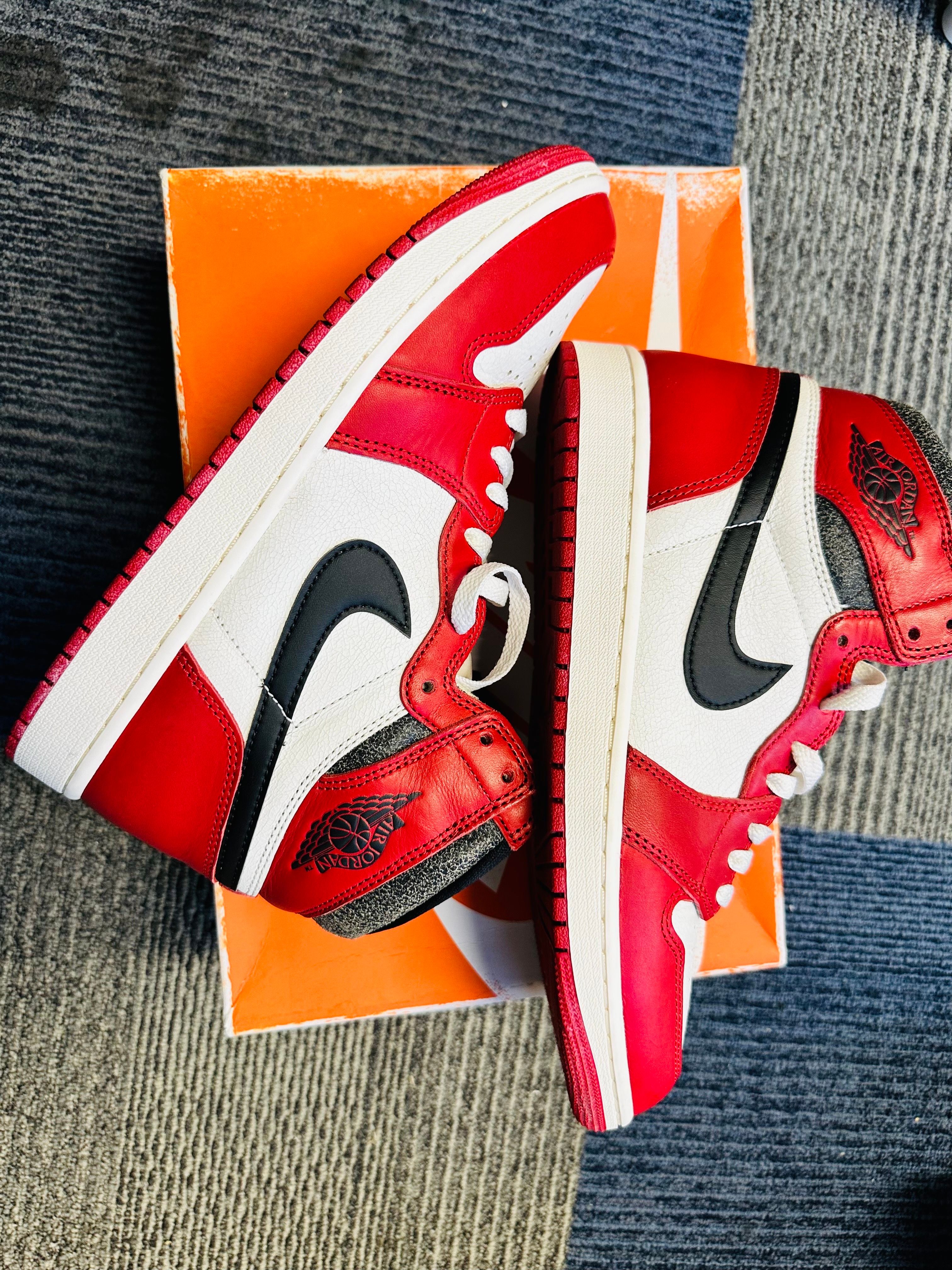 Nike Air Jordan 1 High OG "Lost & Found/Chicago"