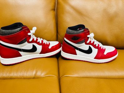 Nike Air Jordan 1 High OG "Lost & Found/Chicago"