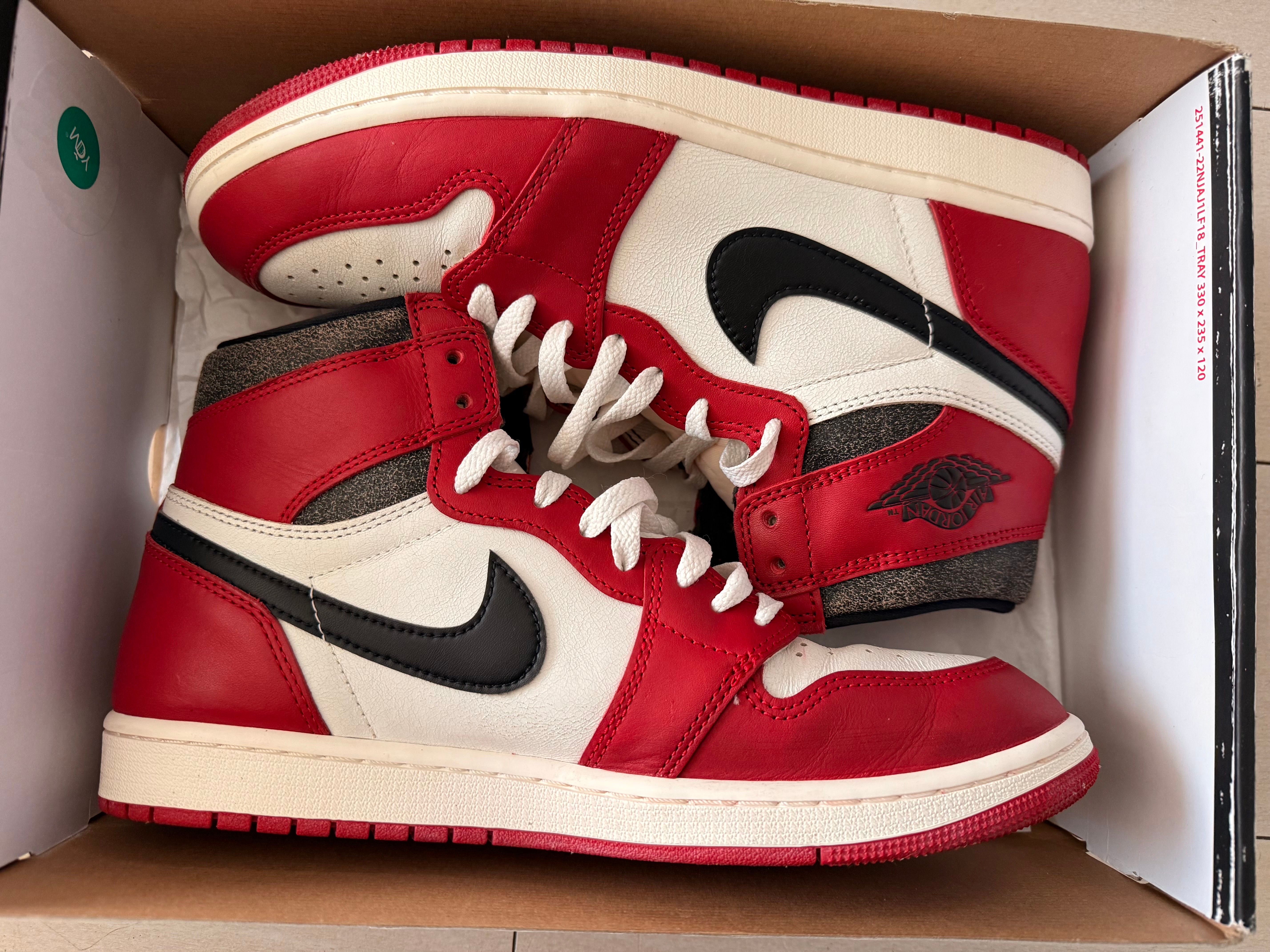 Nike Air Jordan 1 High OG "Lost & Found/Chicago"