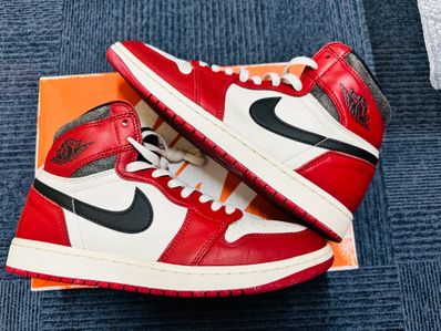 Nike Air Jordan 1 High OG "Lost & Found/Chicago"