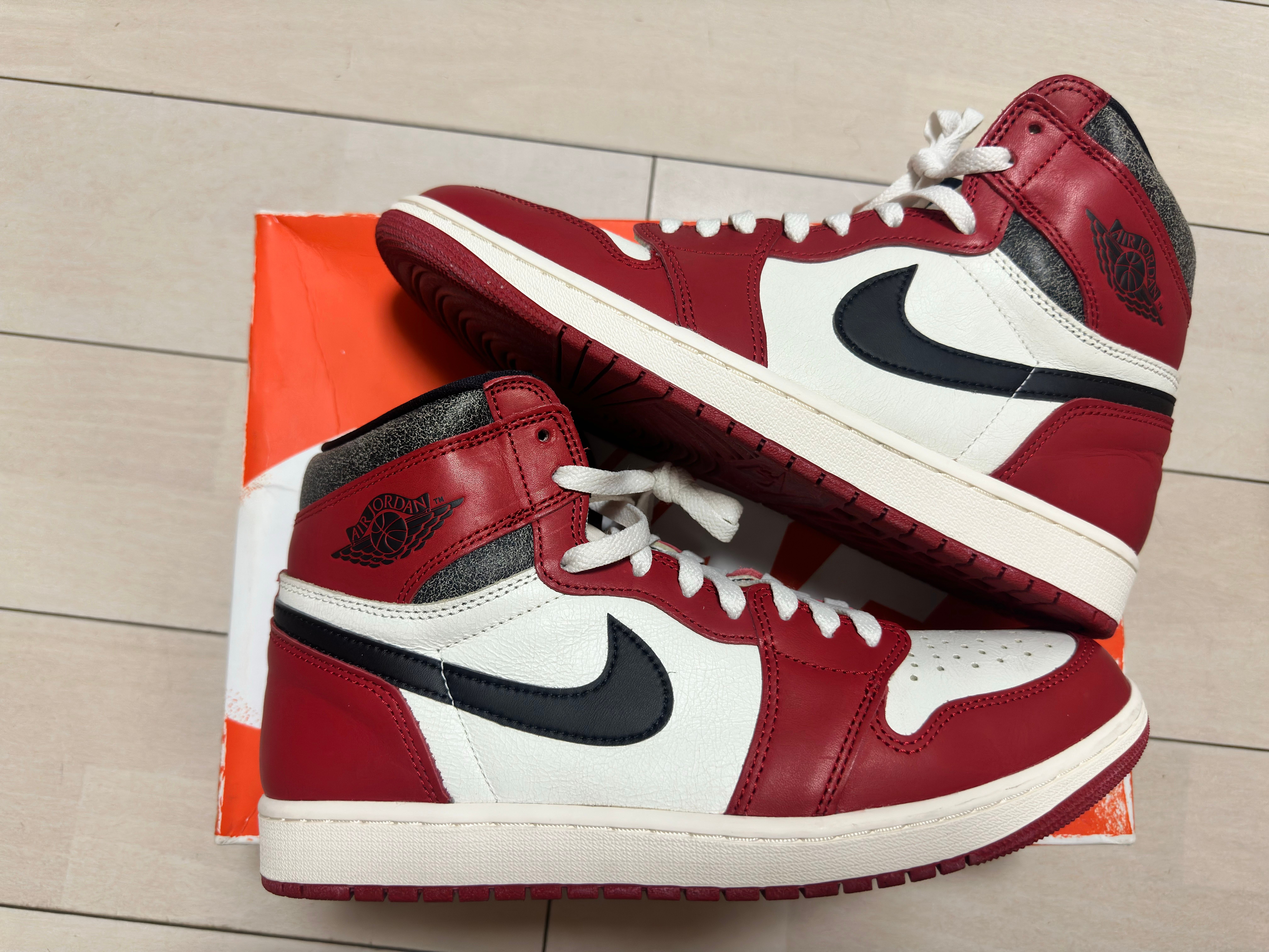 Nike Air Jordan 1 High OG "Lost & Found/Chicago"