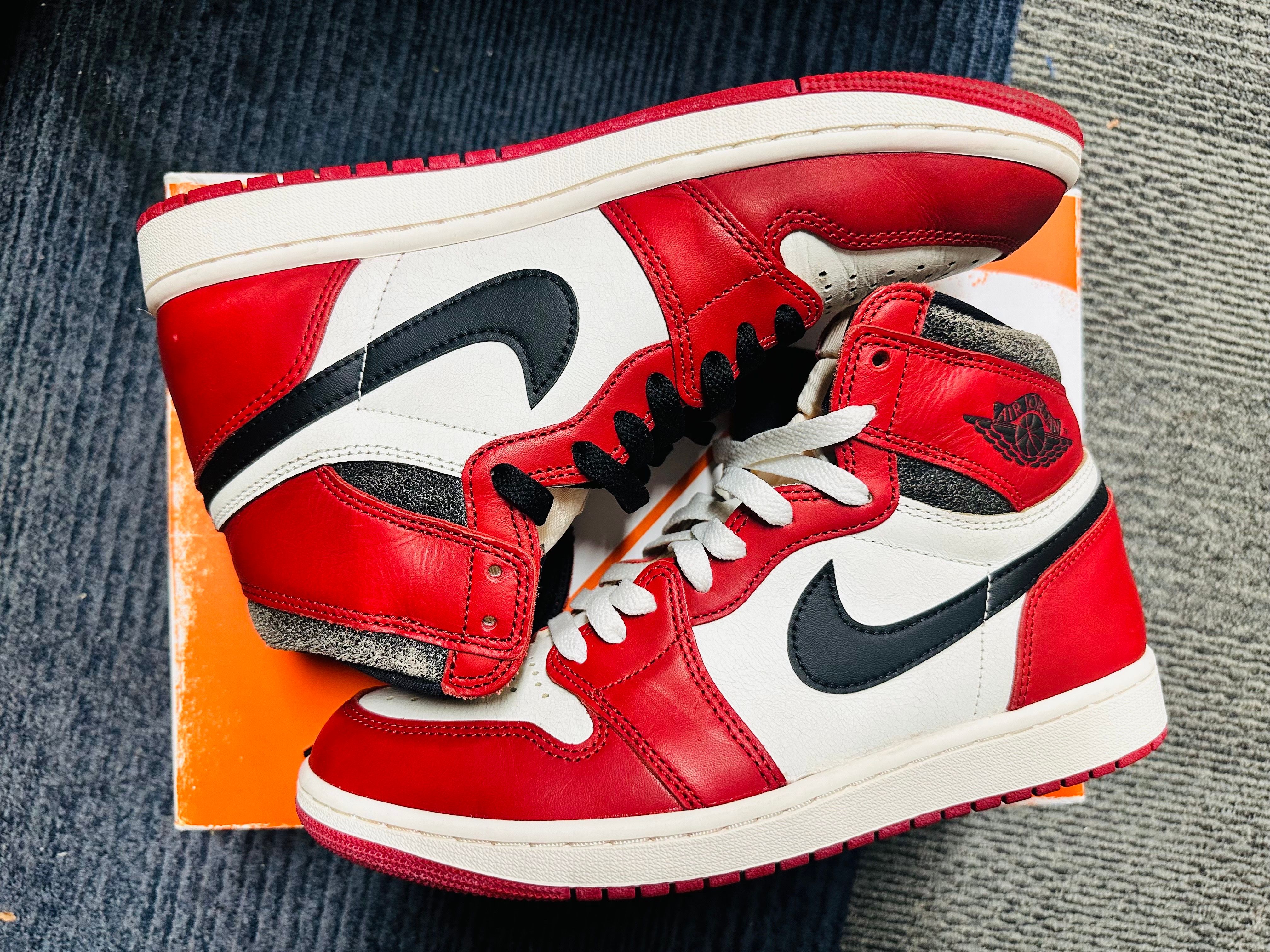 Nike Air Jordan 1 High OG "Lost & Found/Chicago"