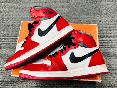 Nike Air Jordan 1 High OG "Lost & Found/Chicago"