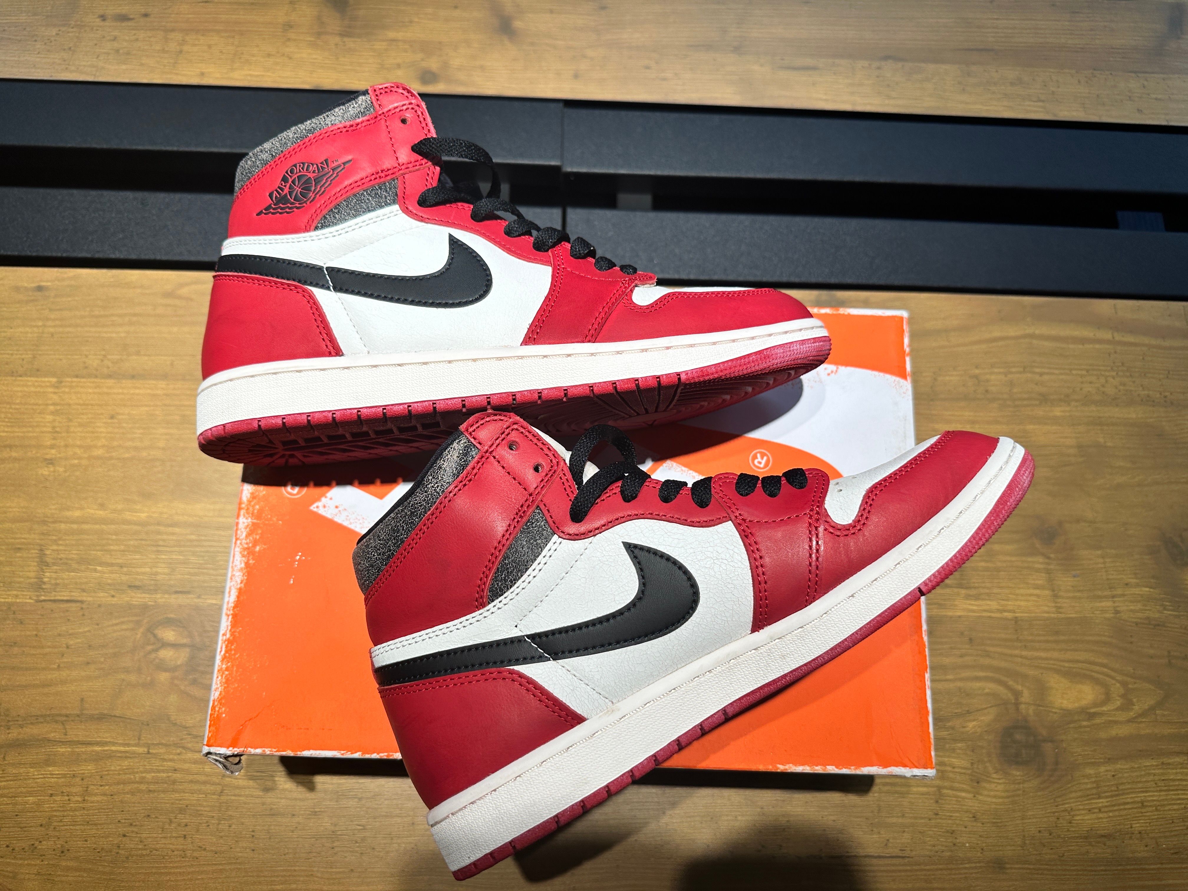 Nike Air Jordan 1 High OG "Lost & Found/Chicago"