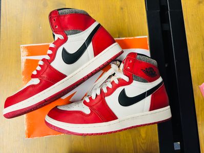 Nike Air Jordan 1 High OG "Lost & Found/Chicago"