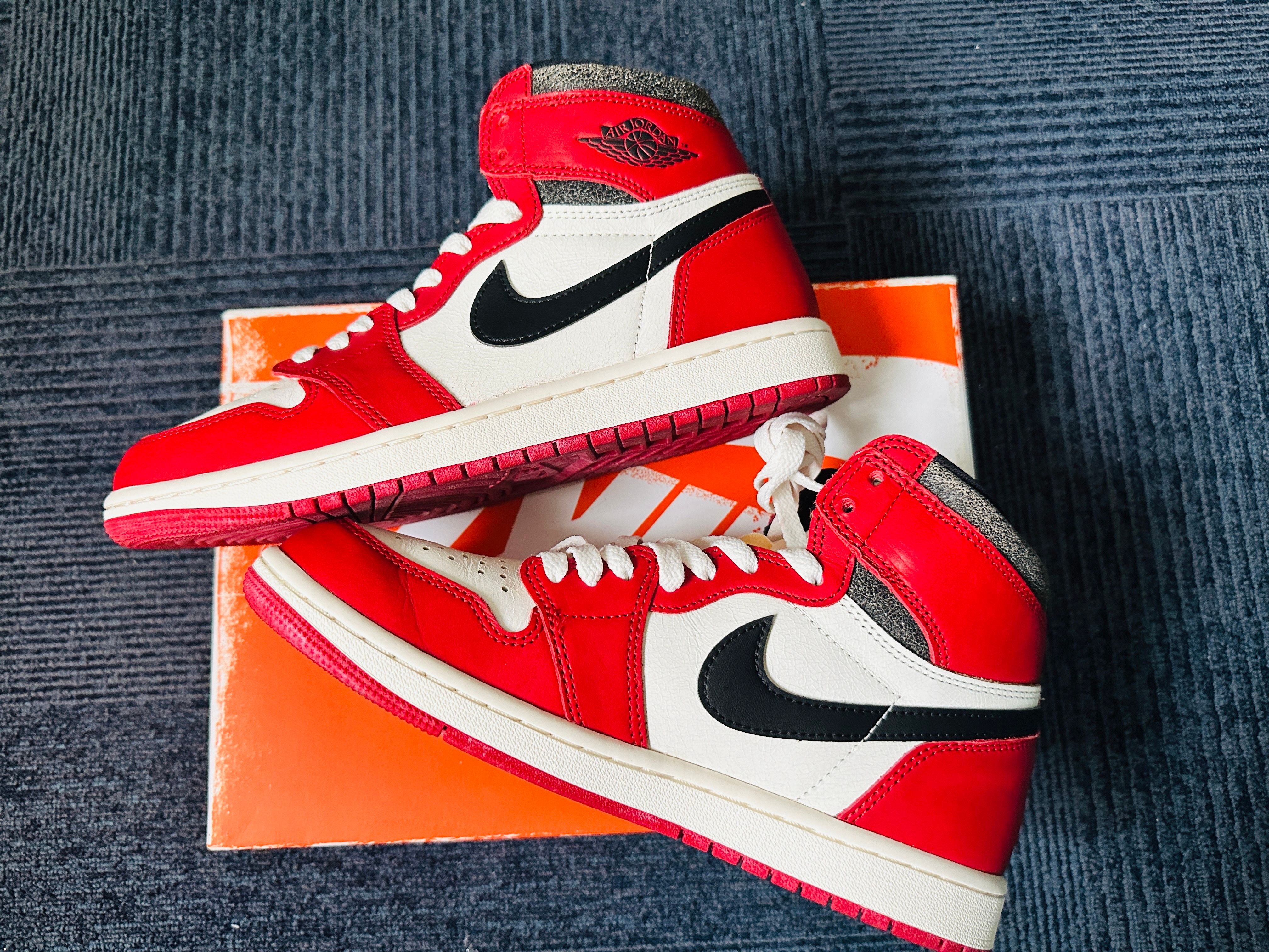 Nike Air Jordan 1 High OG "Lost & Found/Chicago"