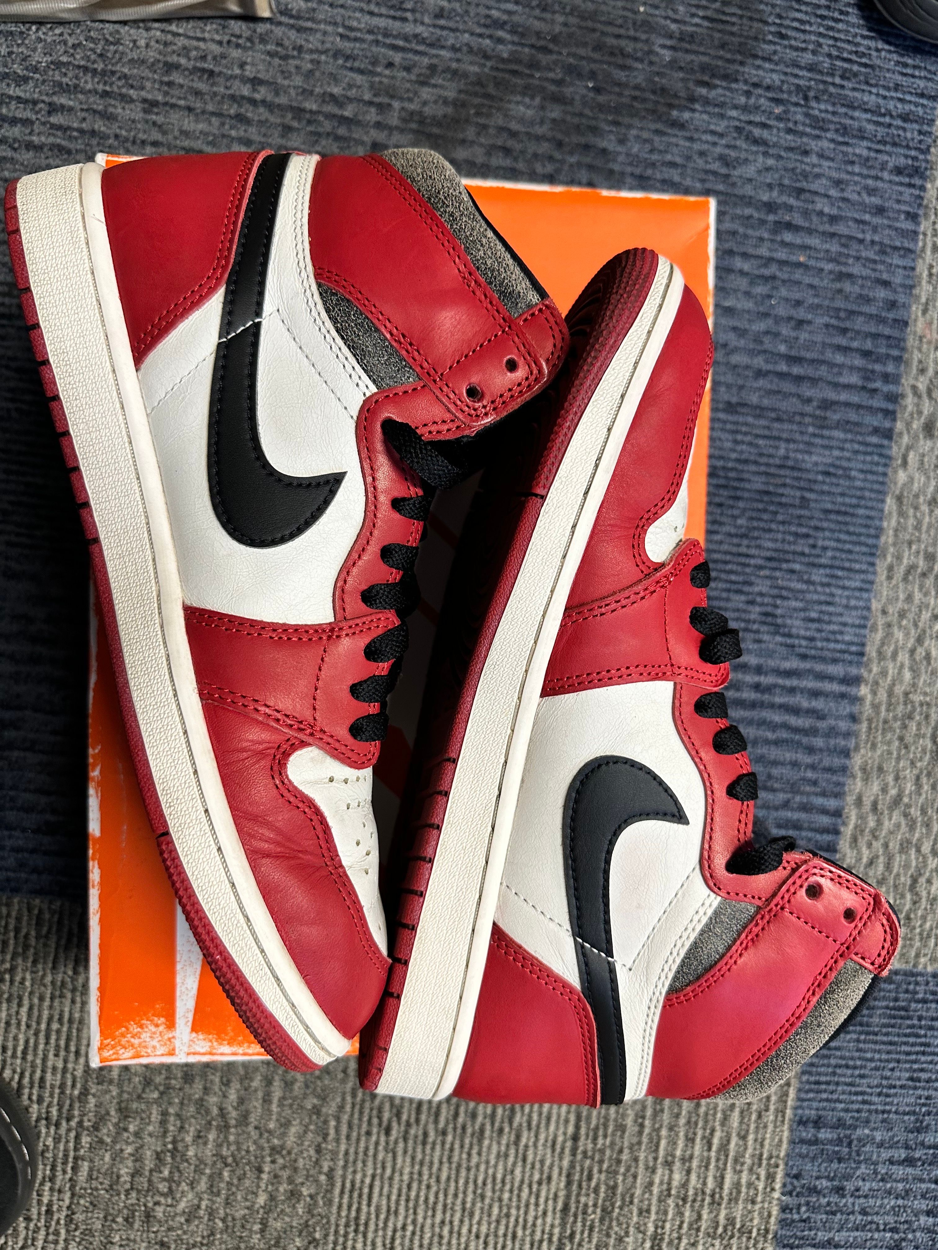 Nike Air Jordan 1 High OG "Lost & Found/Chicago"