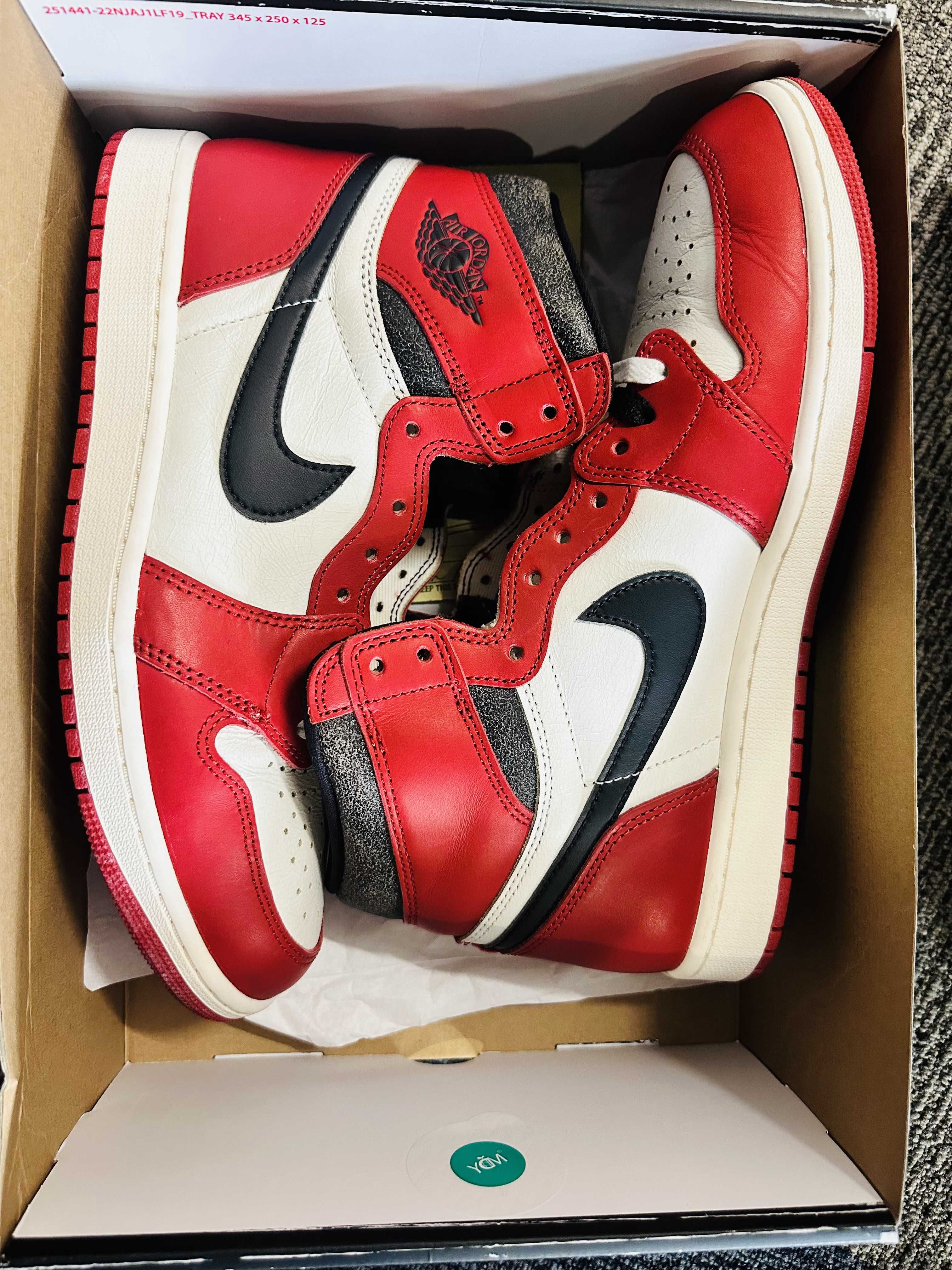Nike Air Jordan 1 High OG "Lost & Found/Chicago"
