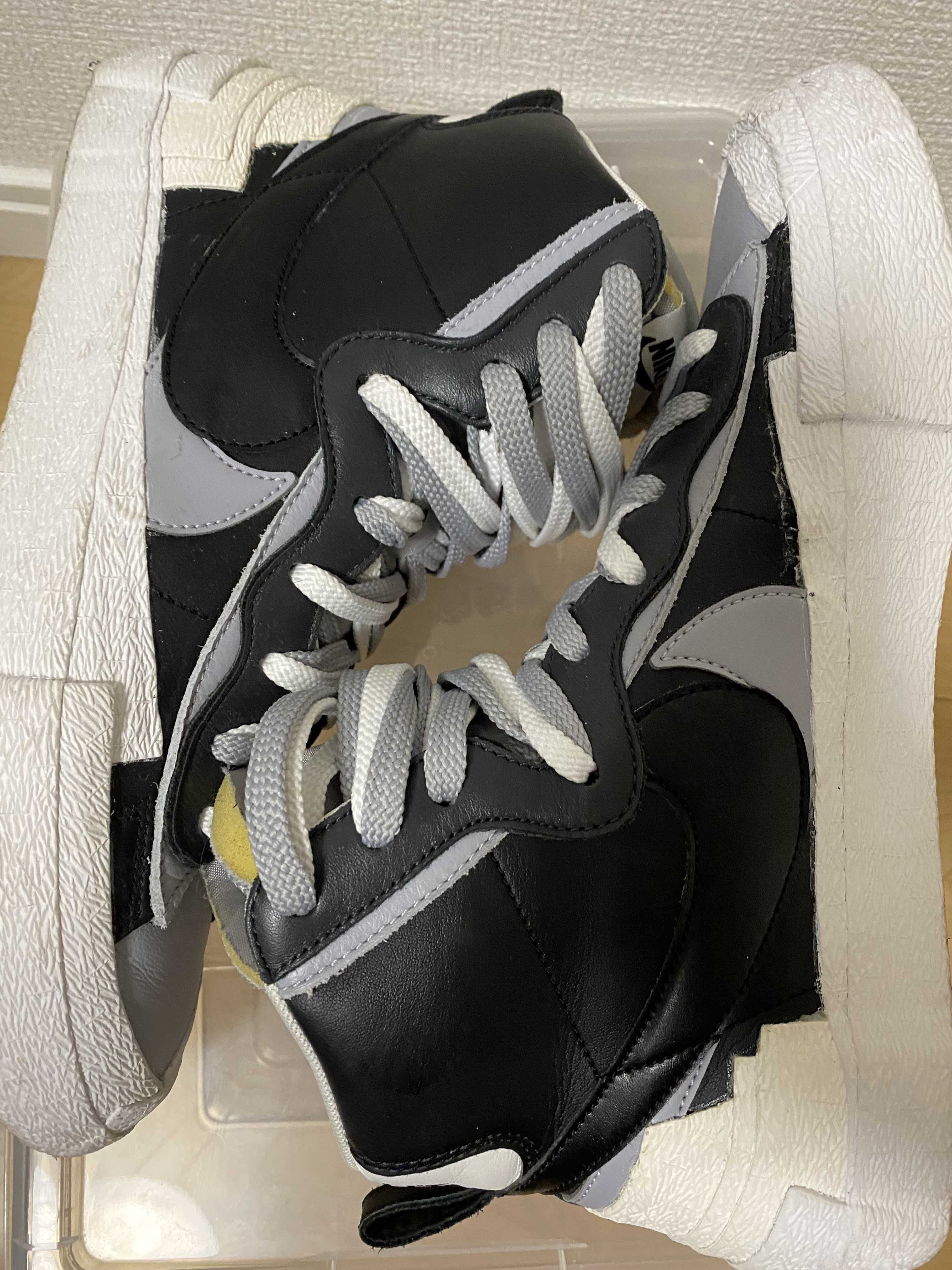 sacai × NIKE BLAZER MID "BLACK/WOLF GREY/WHITE"