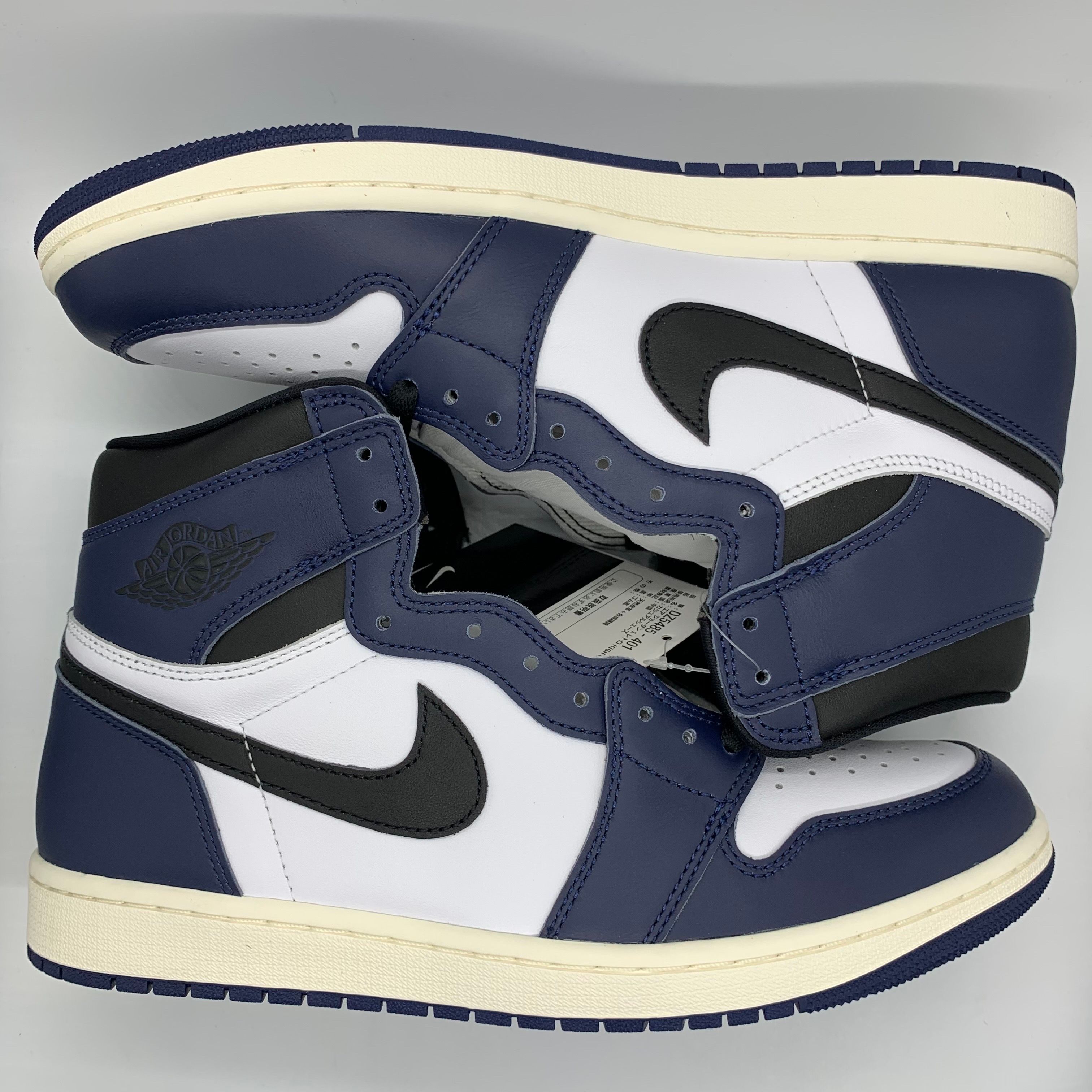 Nike Air Jordan 1 Retro High OG "Midnight Navy"