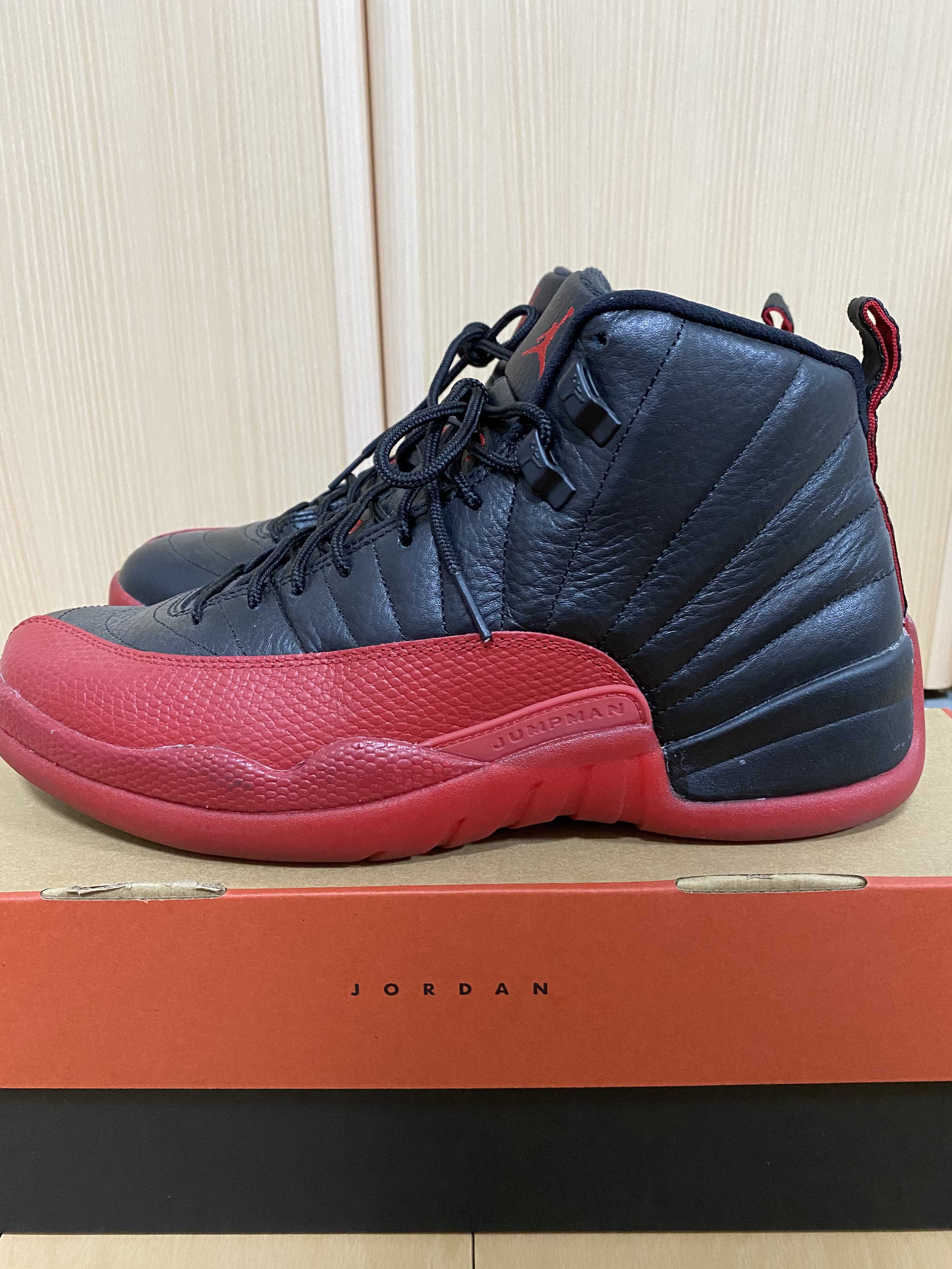 Nike Air Jordan 12 Retro "Flu Game/Black/Versity Red" (2016)