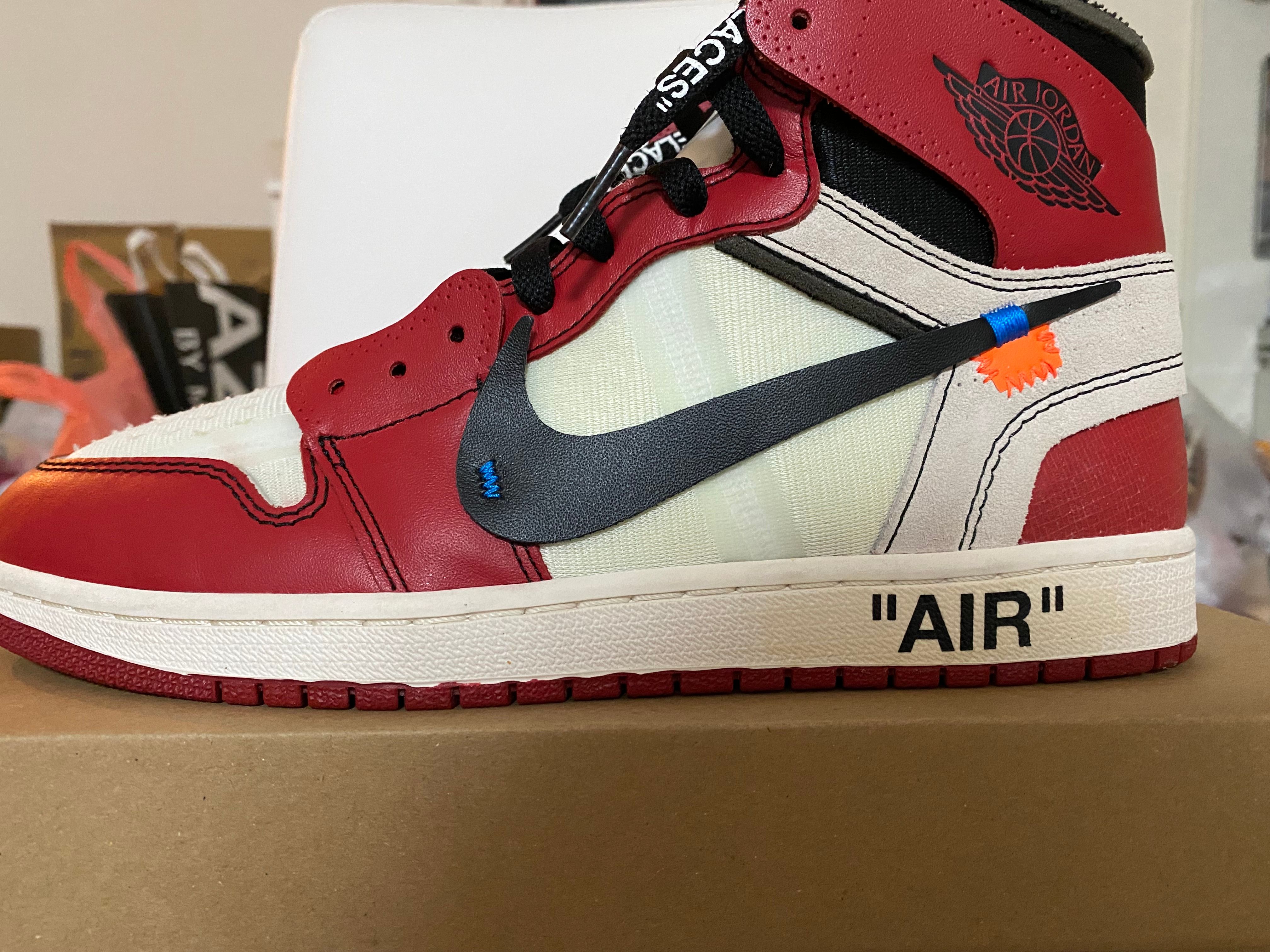 Off-White × Nike Air Jordan 1 Retro High The Ten "Chicago"