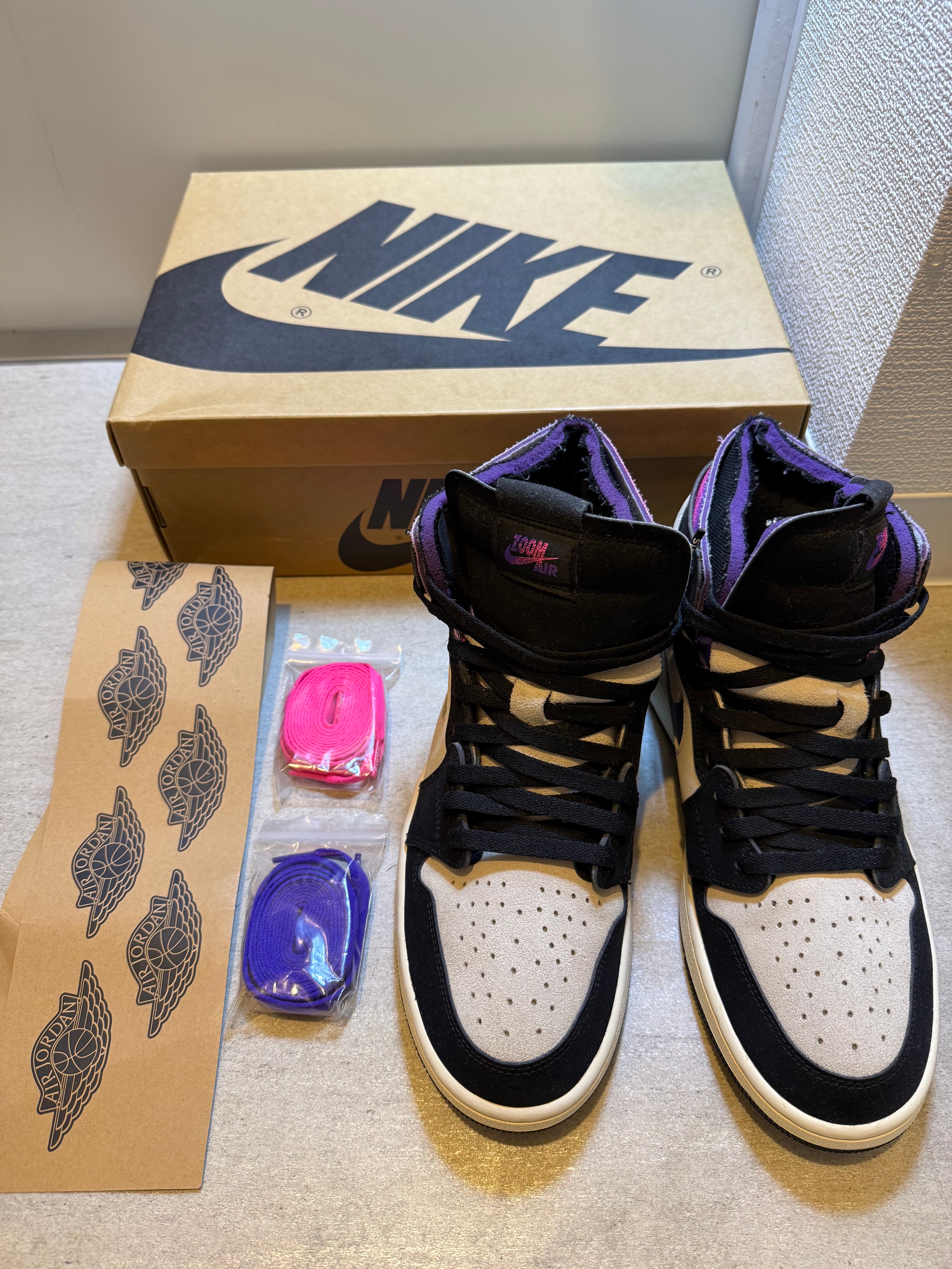 Paris Saint-Germain (PSG) × Nike Air Jordan 1 High Zoom Air CMFT "White/Black"