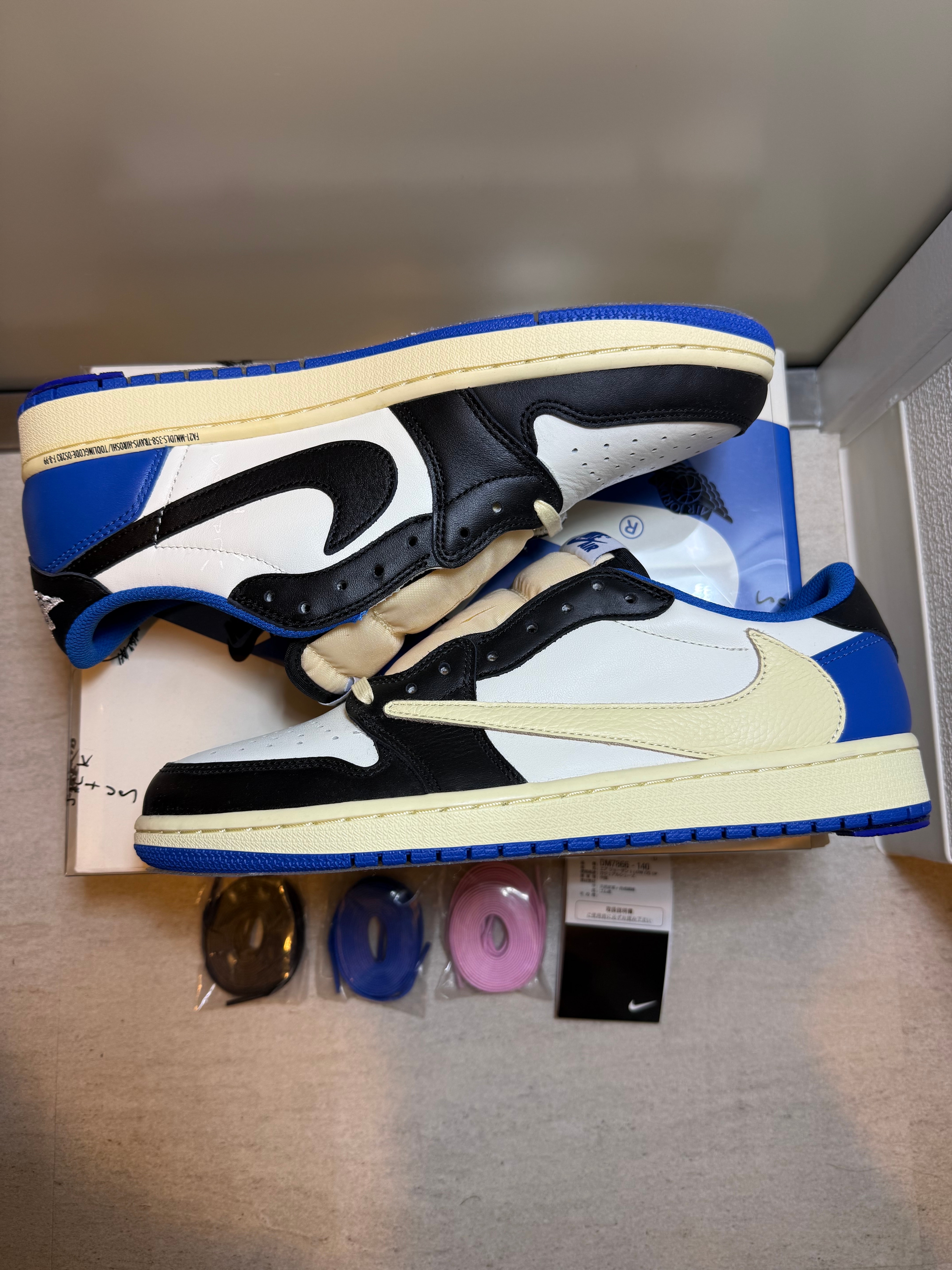 Travis Scott × fragment design × Nike Air Jordan 1 Low OG SP "Military Blue"