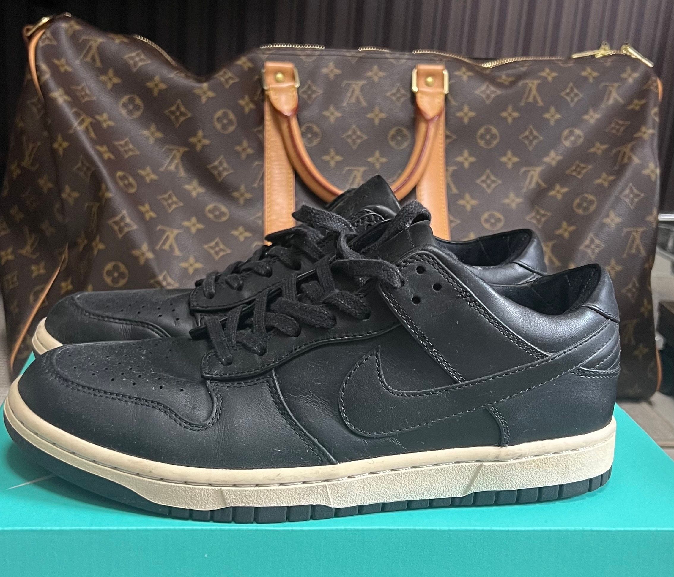 NIKE DUNK LOW LUX "BLACK WHITE"